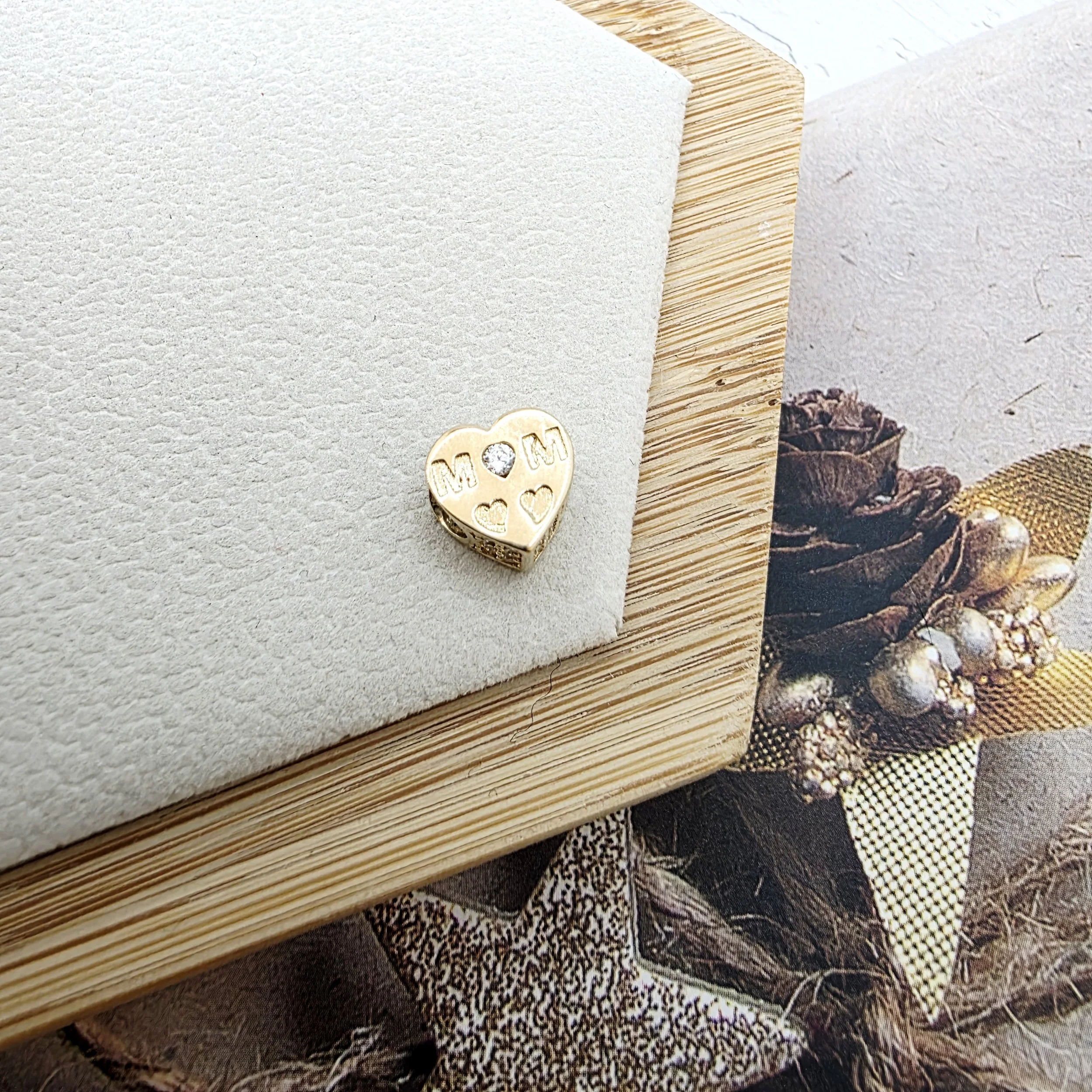 14K Gold Charm/ Charm Aur 14K C119