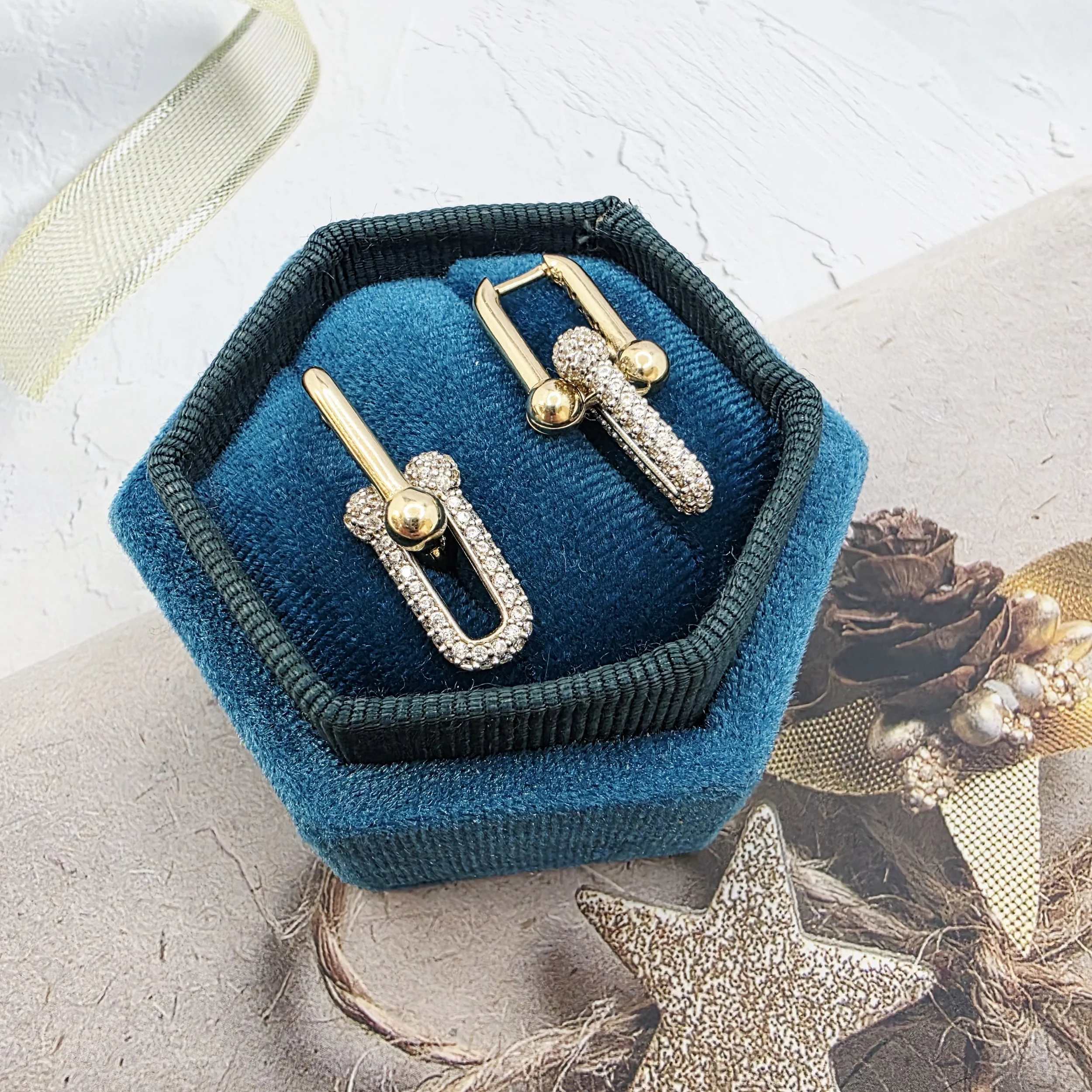 14k Gold Earrings/ Cercei Aur 14k C229