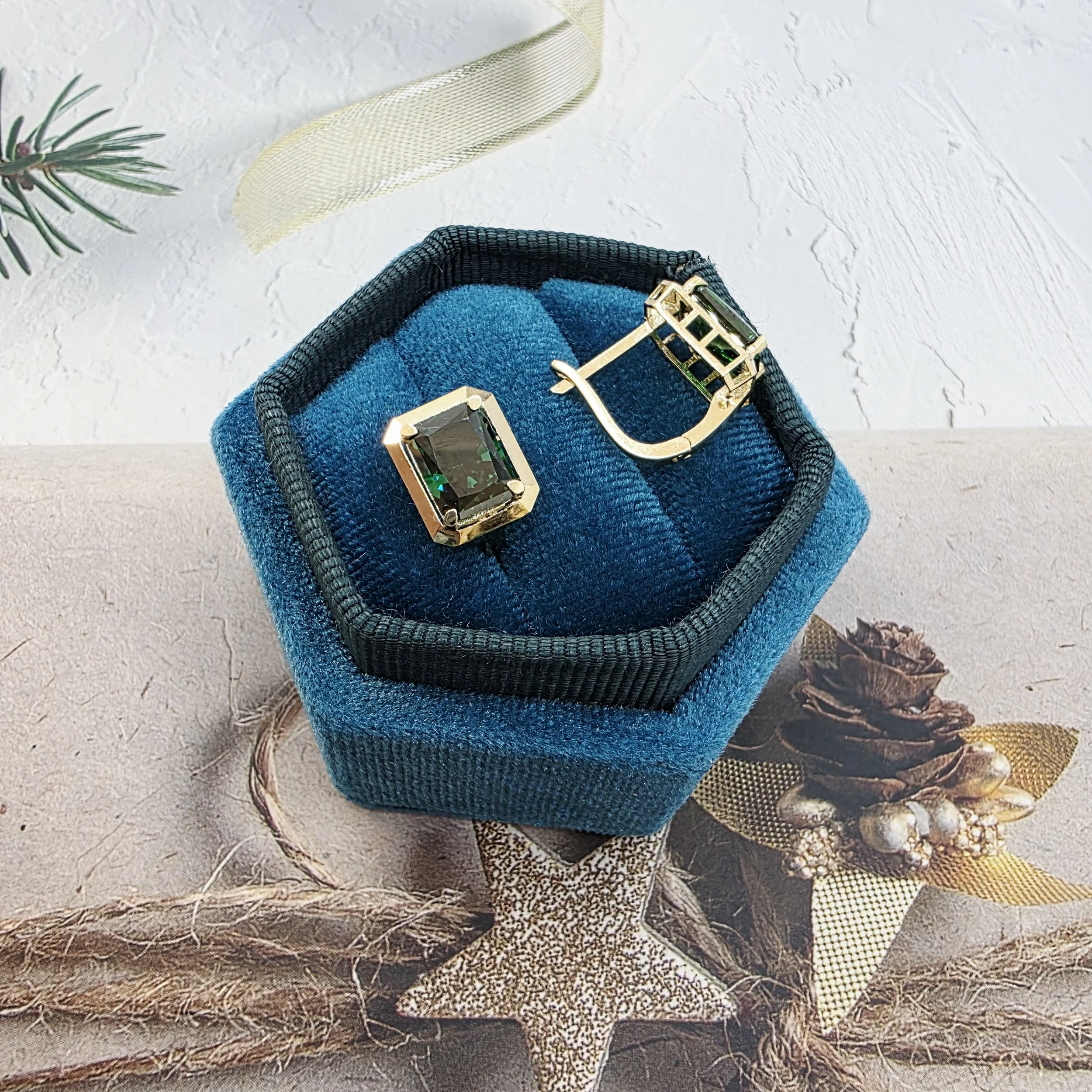 14k Gold Earrings/ Cercei Aur 14k C225