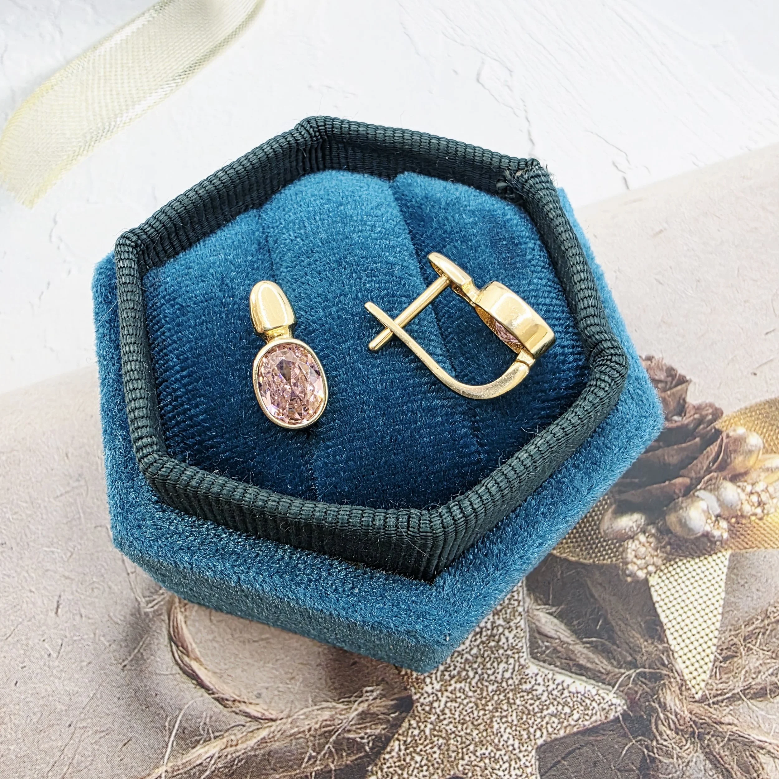 14k Gold Earrings/ Cercei Aur 14k C216