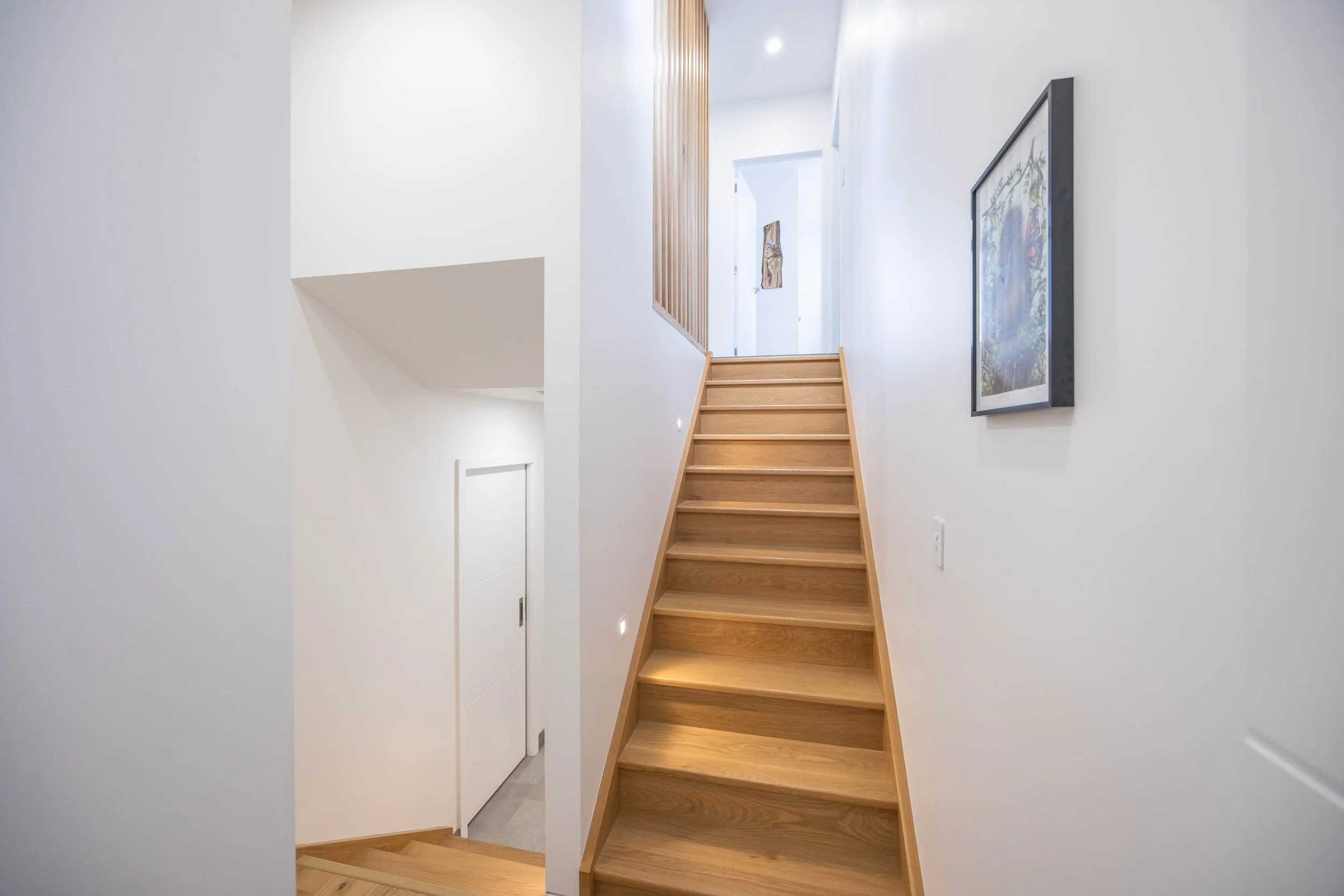 273-Carlton St-026.jpg