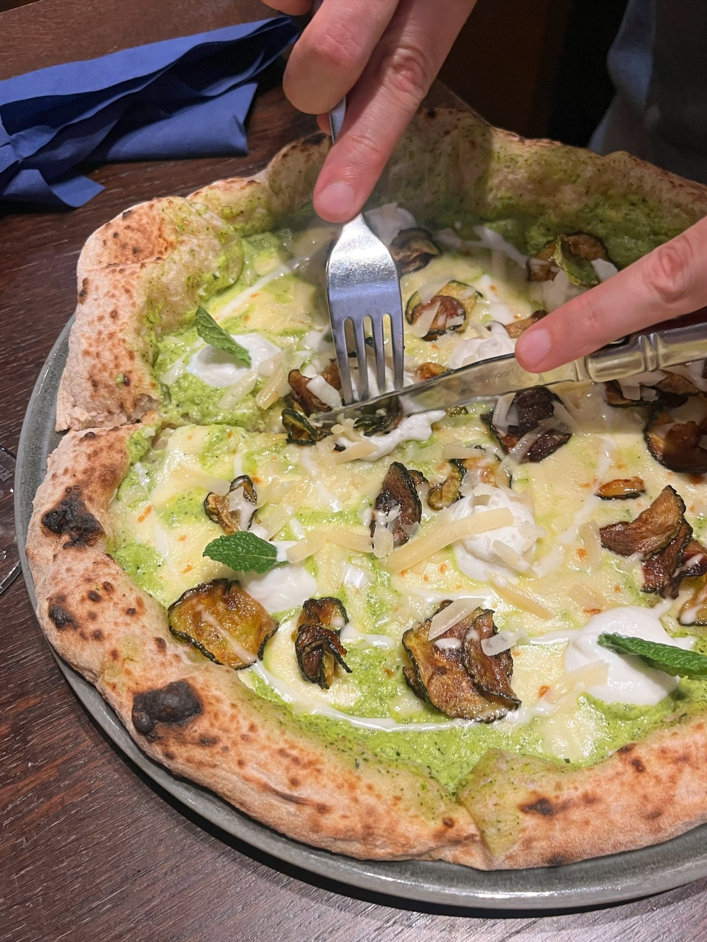 3rd best pizza in europe 🍕🍷 #vienna