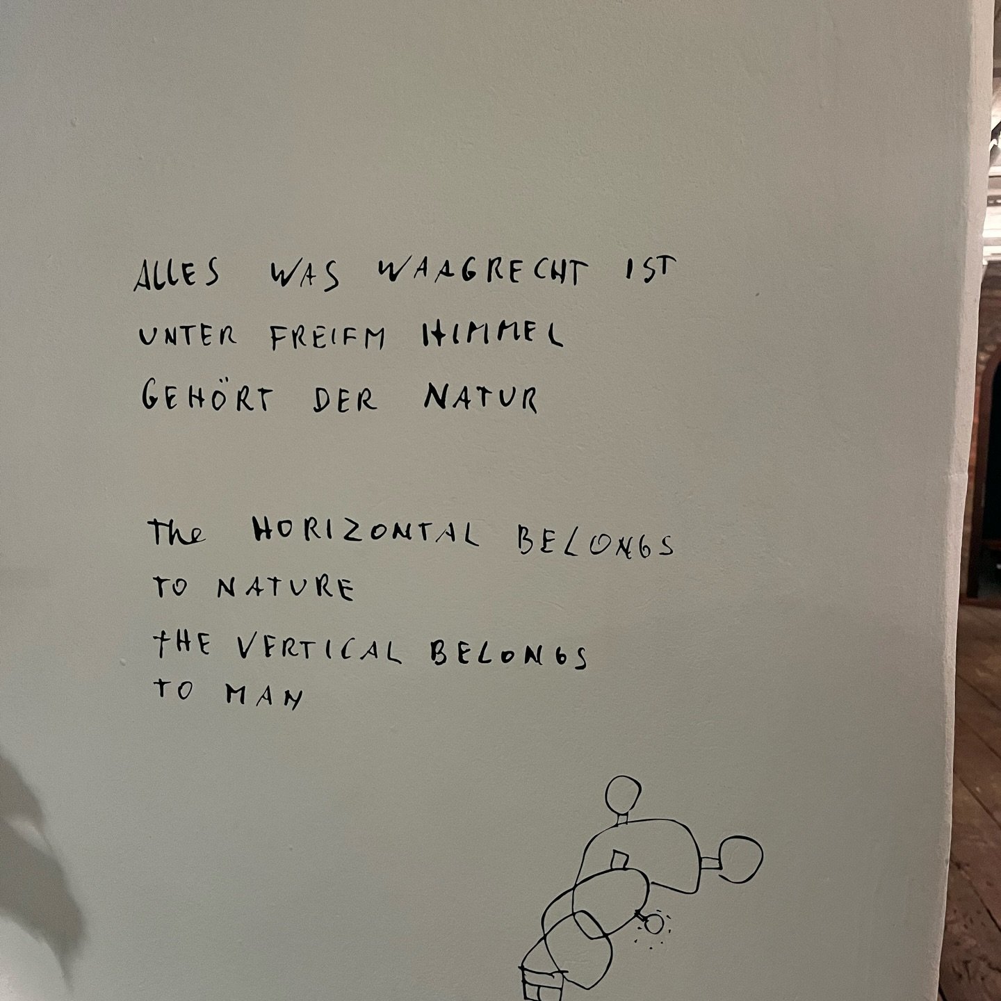 I got introduced to this marvelous artist today&hellip; Friedensreich Hundertwasser. Groundbreaking in his style, funky architecture and care for the environment. #hundertwasser #vienna #architecture