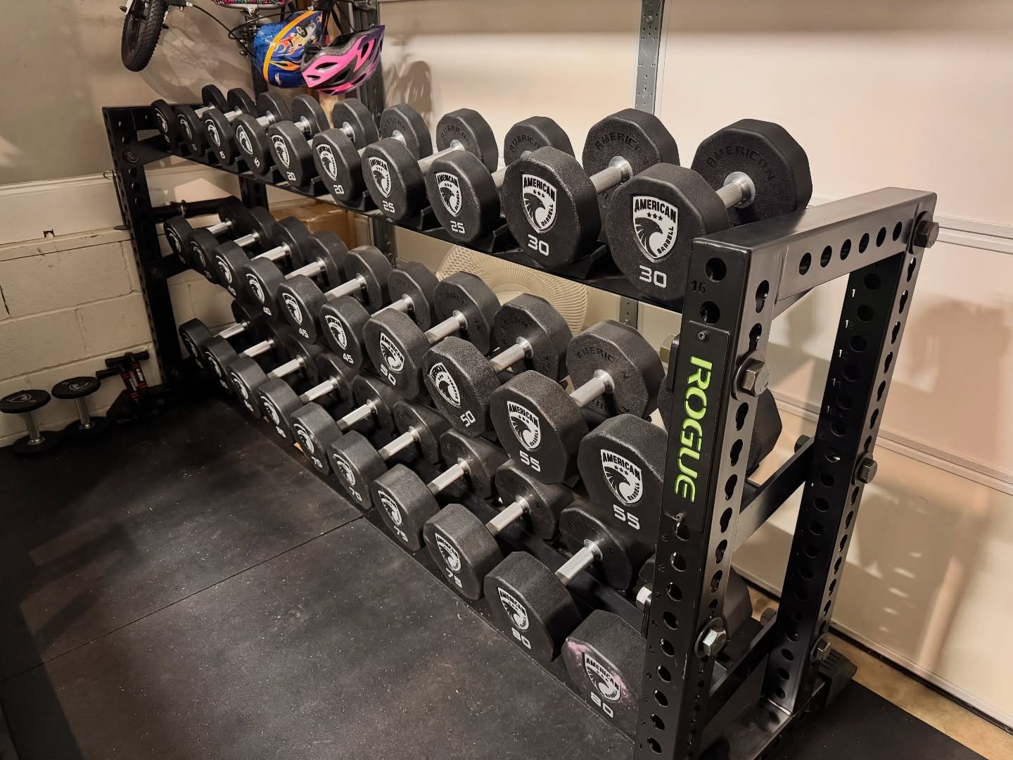 Not all dumbbells are created equal.

The American Barbell 10-sided urethane dumbbells live in that rare middle ground: true commercial feel that can make sense in a home gym&hellip; if the space and the math work.

They&rsquo;re not budget.
They&rsq