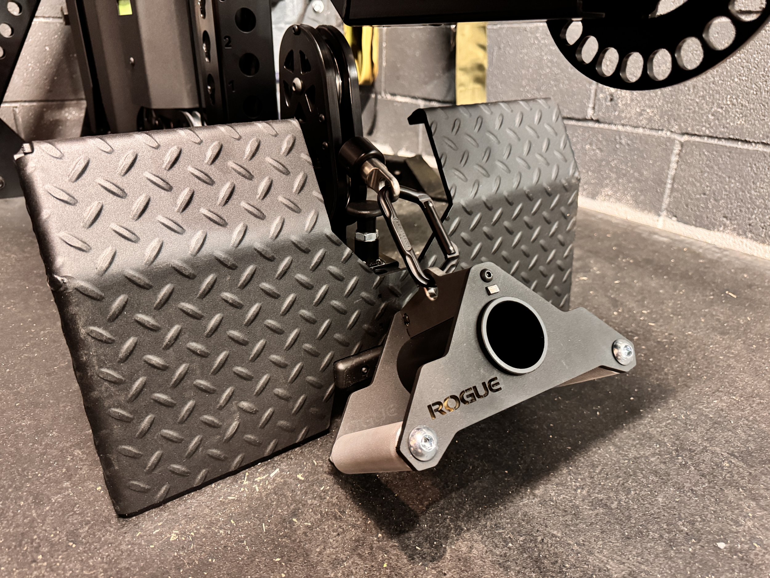 Rogue Fitness CTM-1 Review: Is it better than the Rep Adonis Cable ...