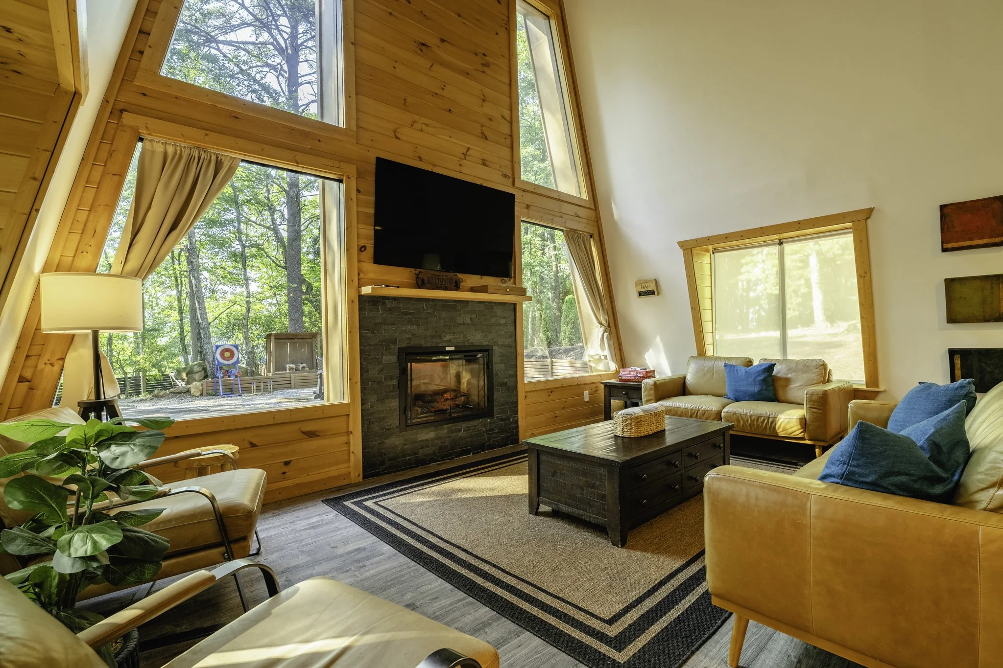 A-Frame Cabin - Cleveland, Georgia