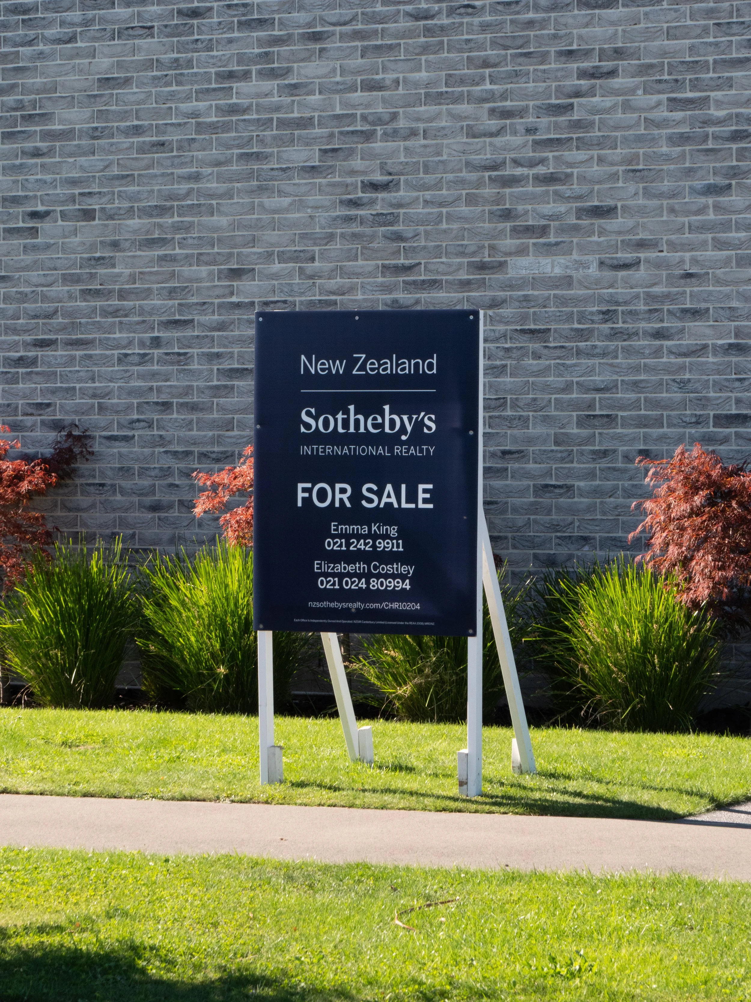 Real Estate Signage