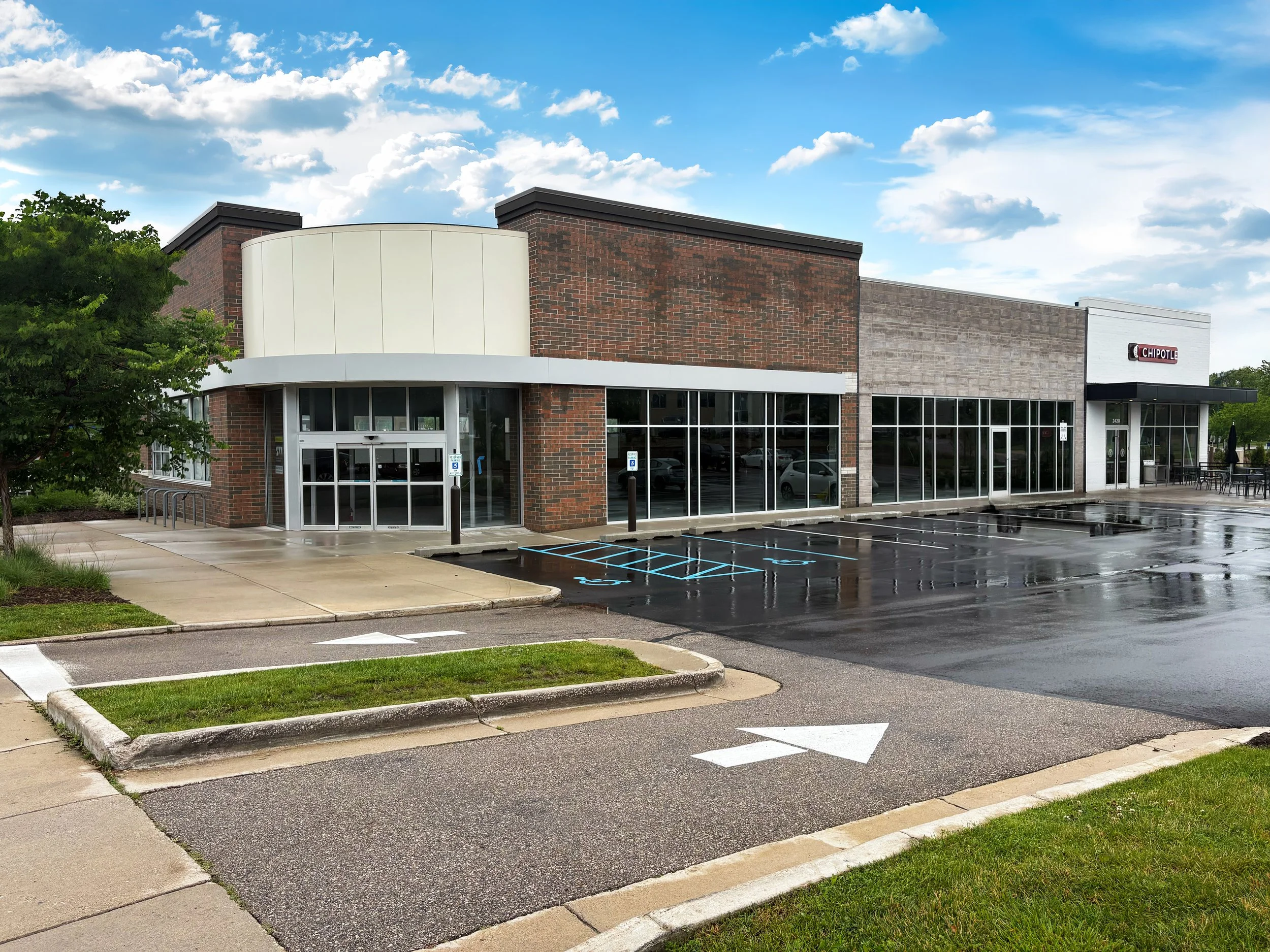 SW_2410-Burton-A_Retail.jpg
