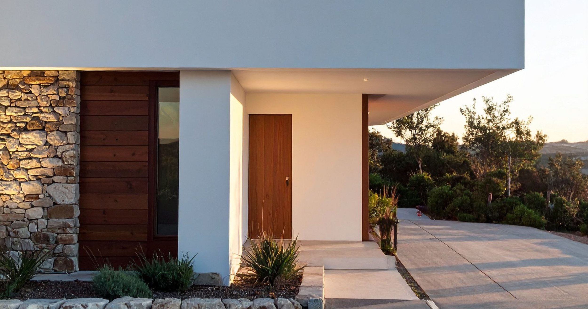 15 Benefits of Refinancing Your Home Loan (It's About More Than Just a Lower Interest Rate)