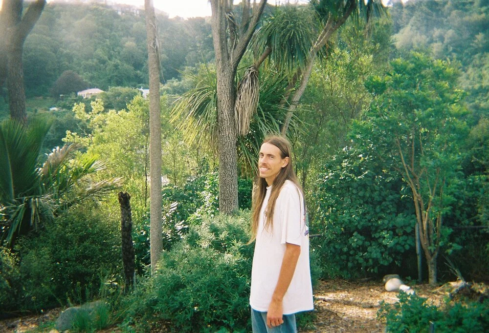 Theo Gold: New Album 'Jet Star'