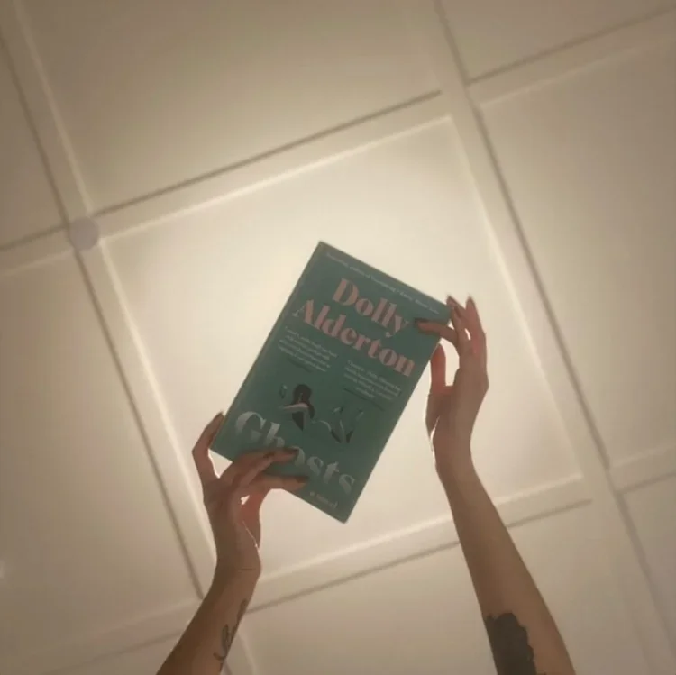 Book Review: Ghosts by Dolly Alderton
