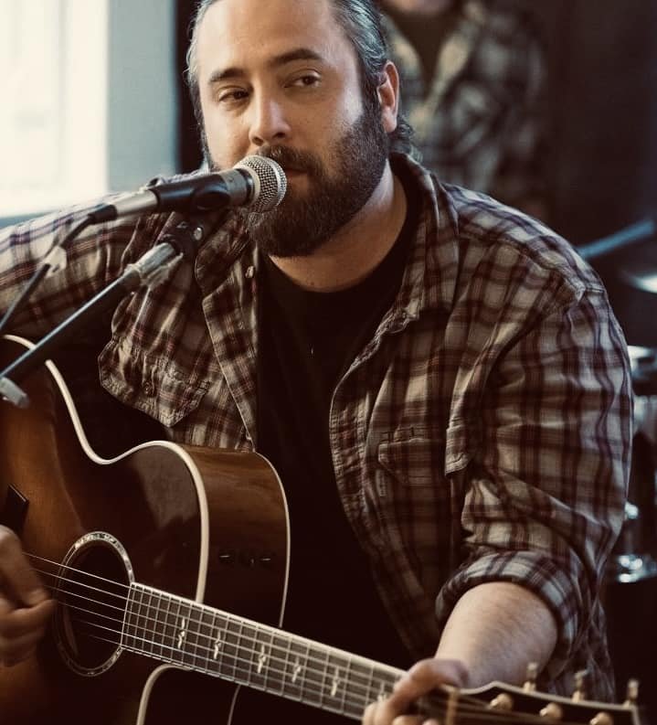 Waterfront Concert Series: Chris Ross