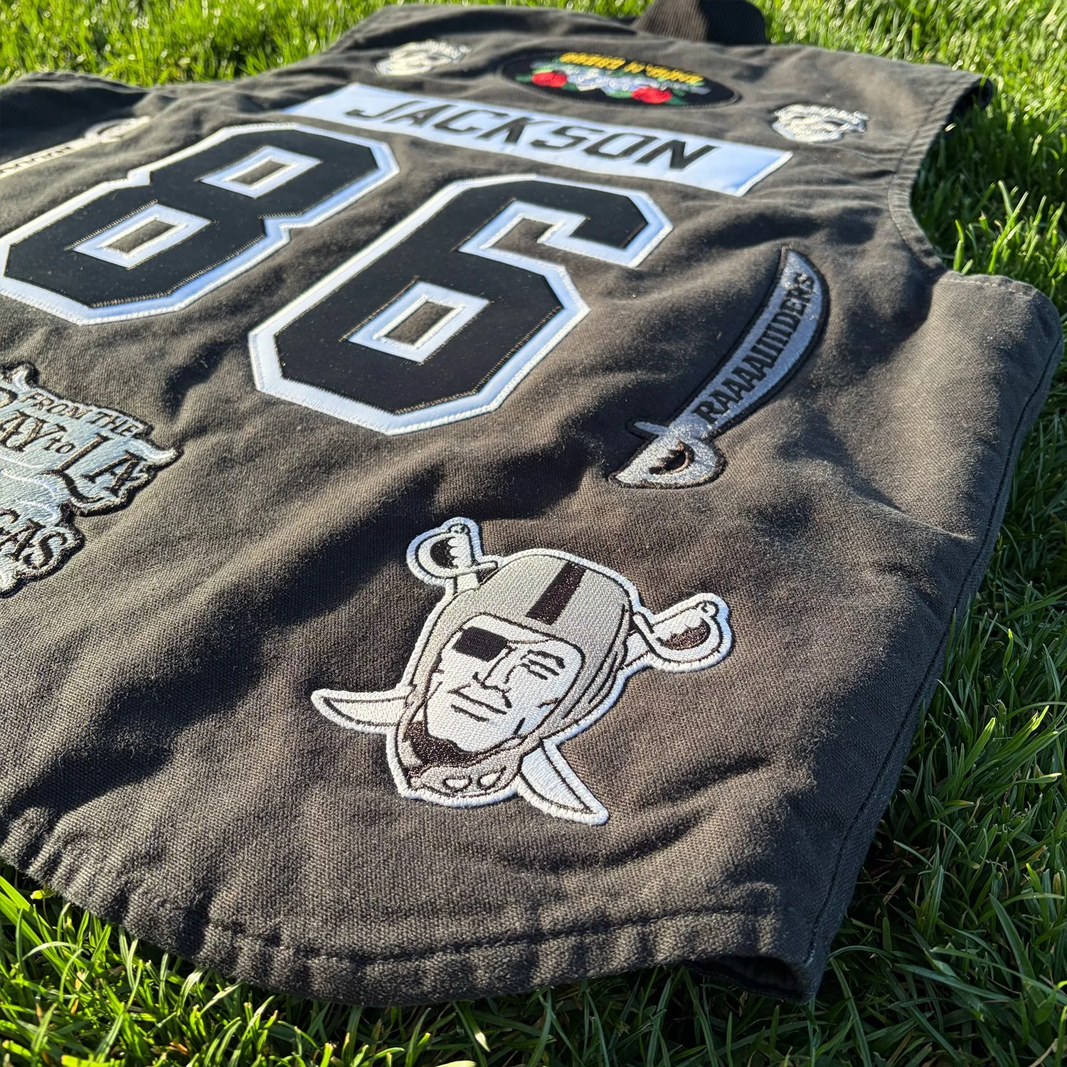 rng-jackson_gameday-detail1.jpg
