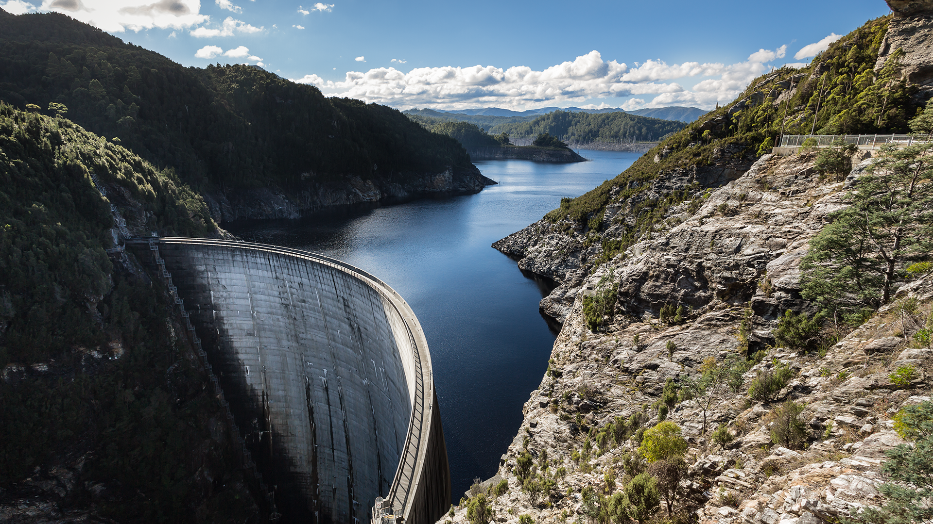 hydro_1920x1080_dam.png