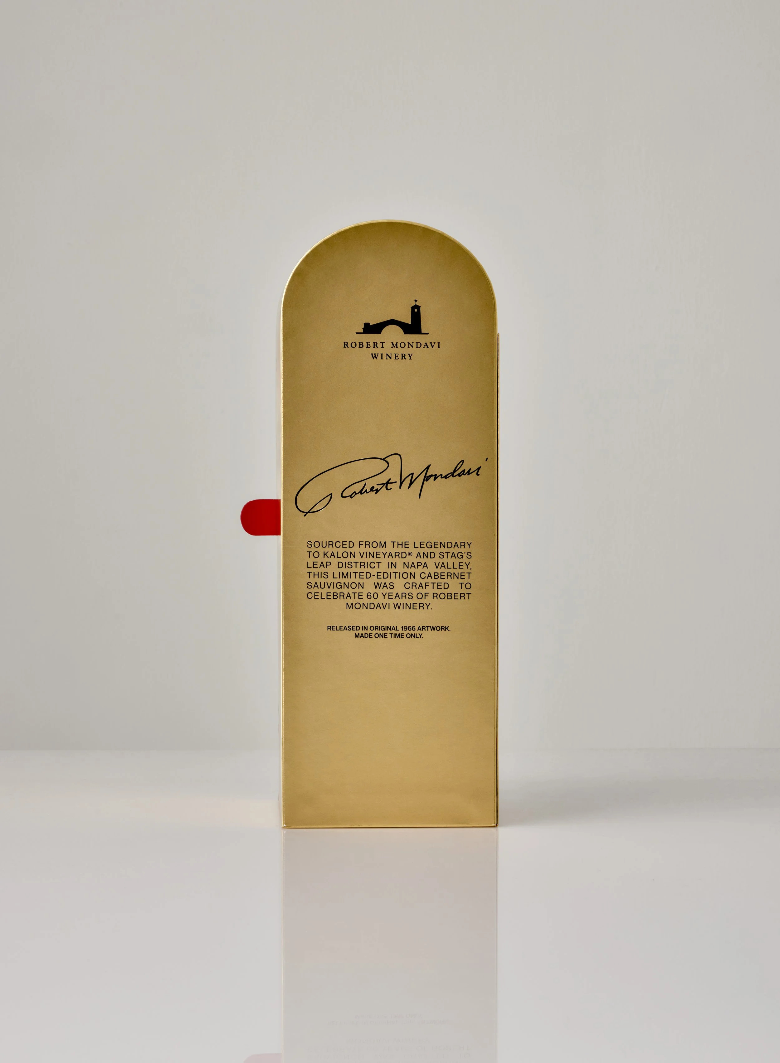 Robert Mondavi Winery Gift Box 04.jpg