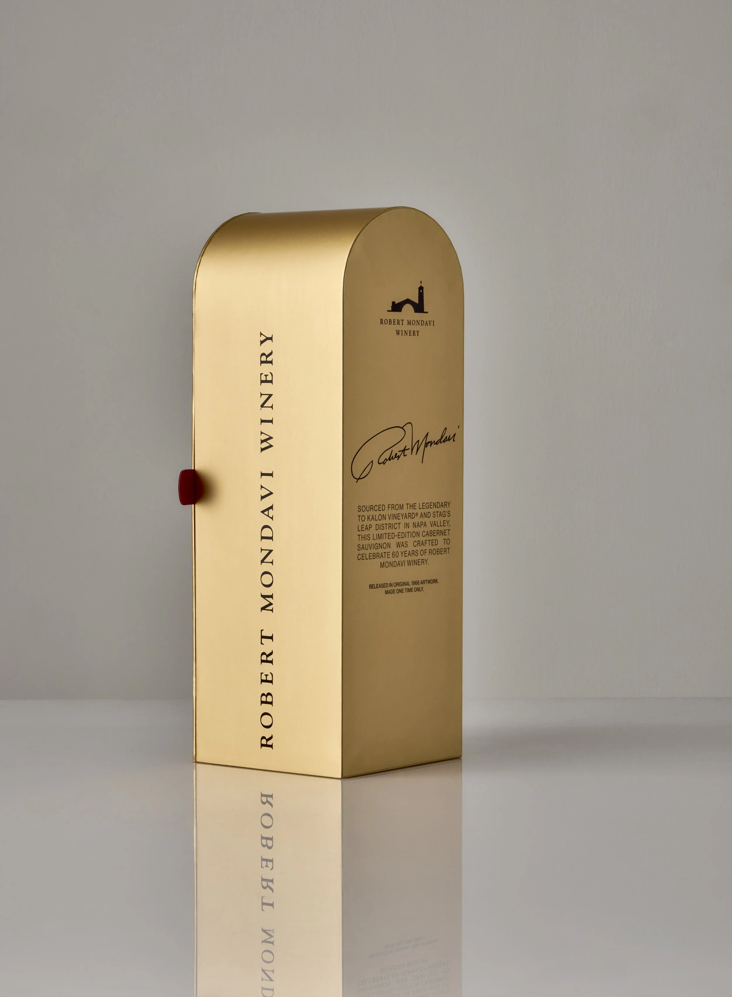 Robert Mondavi Winery Gift Box 05.jpg