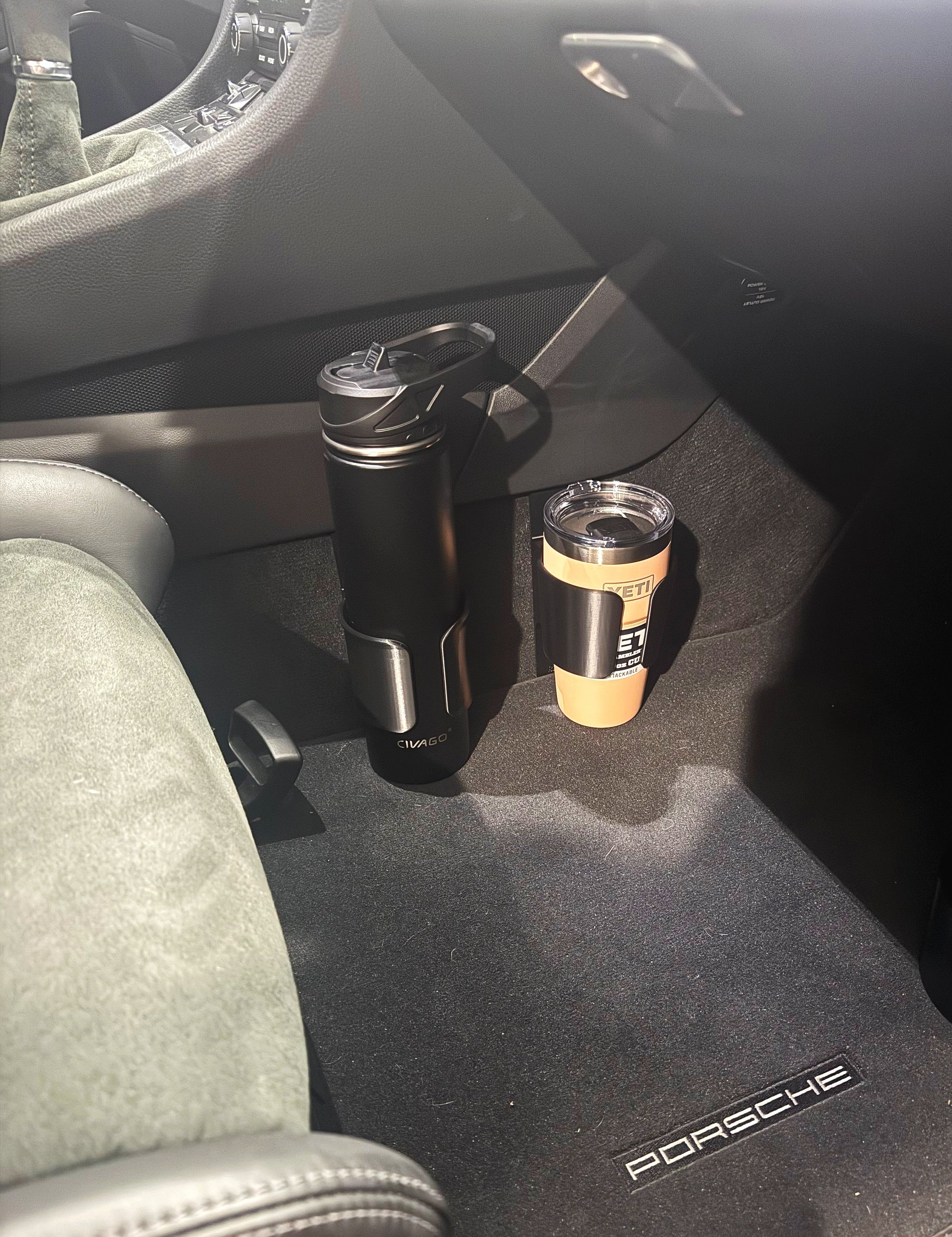 Straight cup holder for Porsche 911, Cayman, Boxster