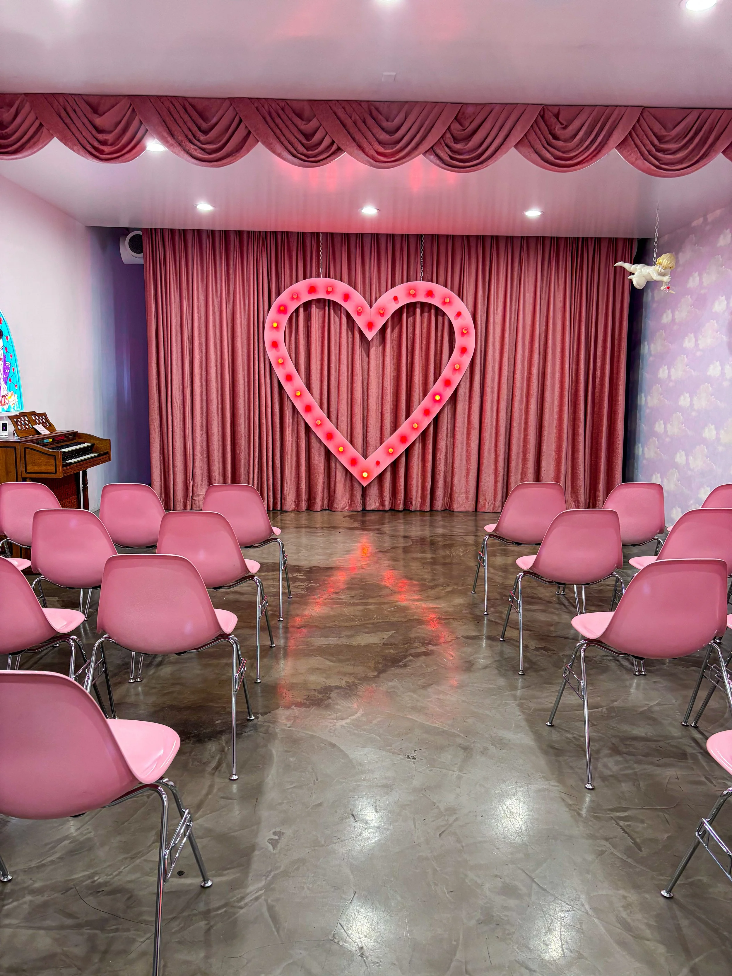 Getting Married at Sure Thing Chapel (2026 Guide)