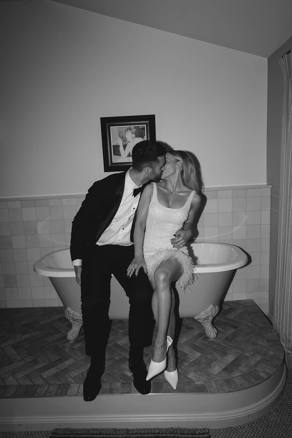 02august_maddyandjosh_redleaf-45.jpg