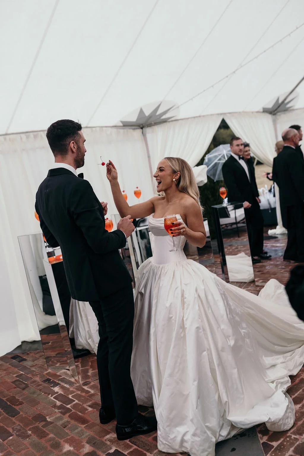 02august_maddyandjosh_redleaf-29.jpg