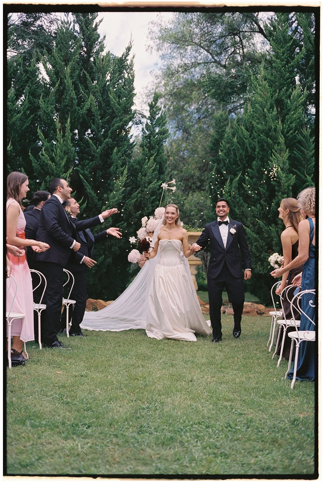 LaurenAnnePhotography-PrintResolution-Laine-Keanu-Redleaf-Film-1228.jpg