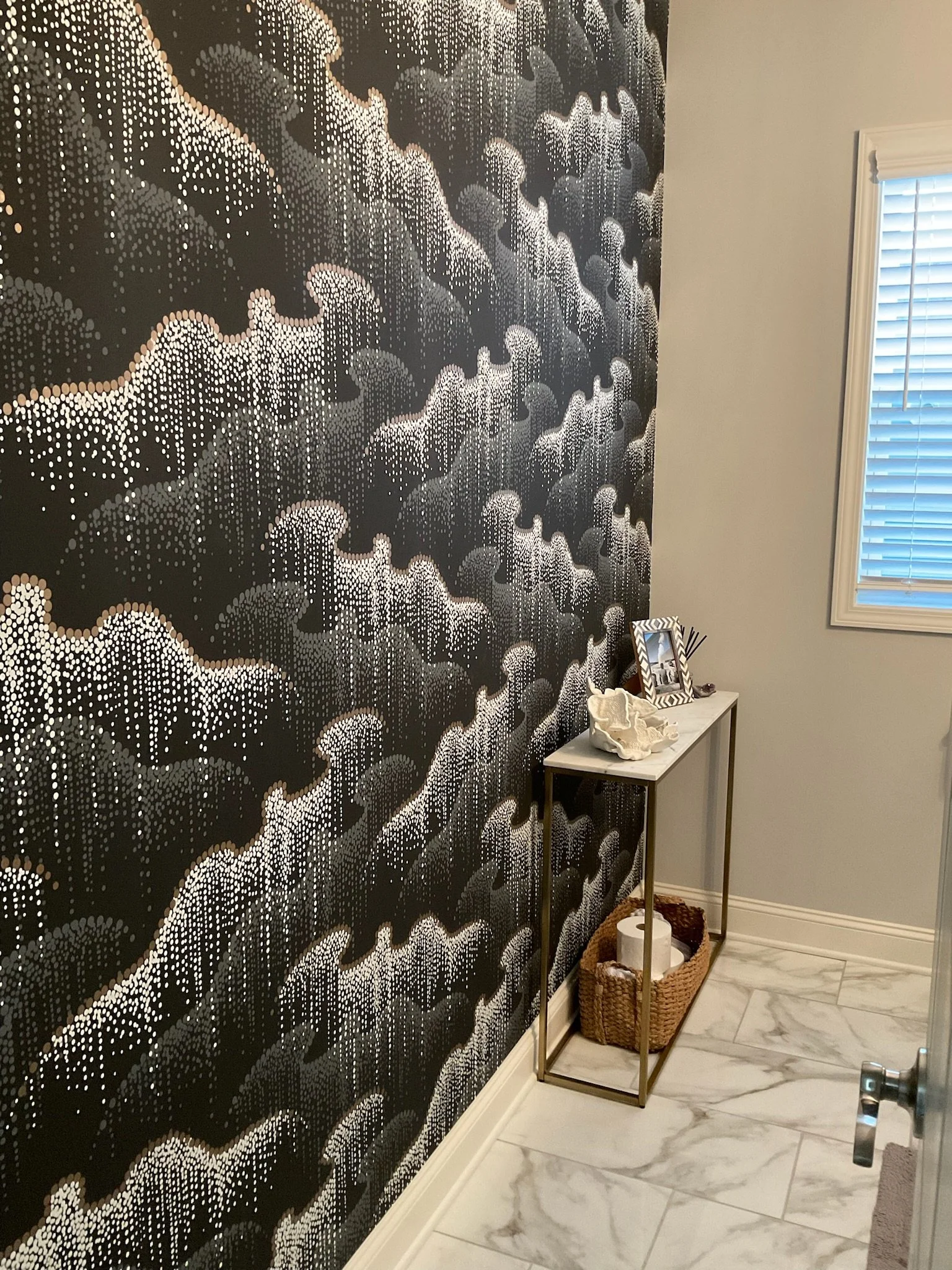 Hardin Valley Knoxville Wallpaper Installation
