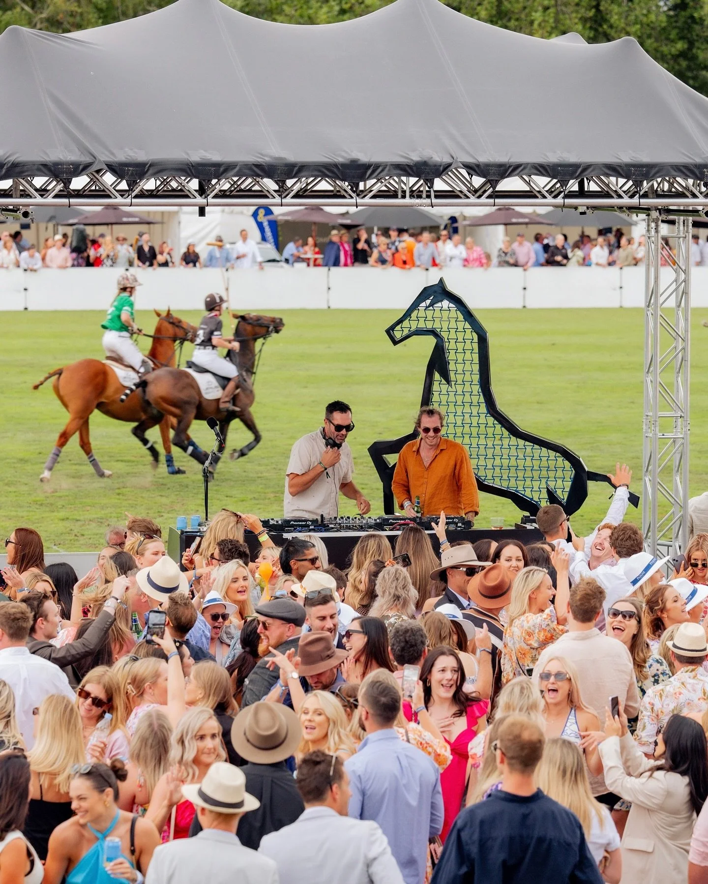 GA, VIP, and marquee spots are moving fast&mdash;lock yours in now.
Grab your tickets now via the link in bio
📅 Saturday 8 November 2025
📍 Mission Fields - Centennial Park
