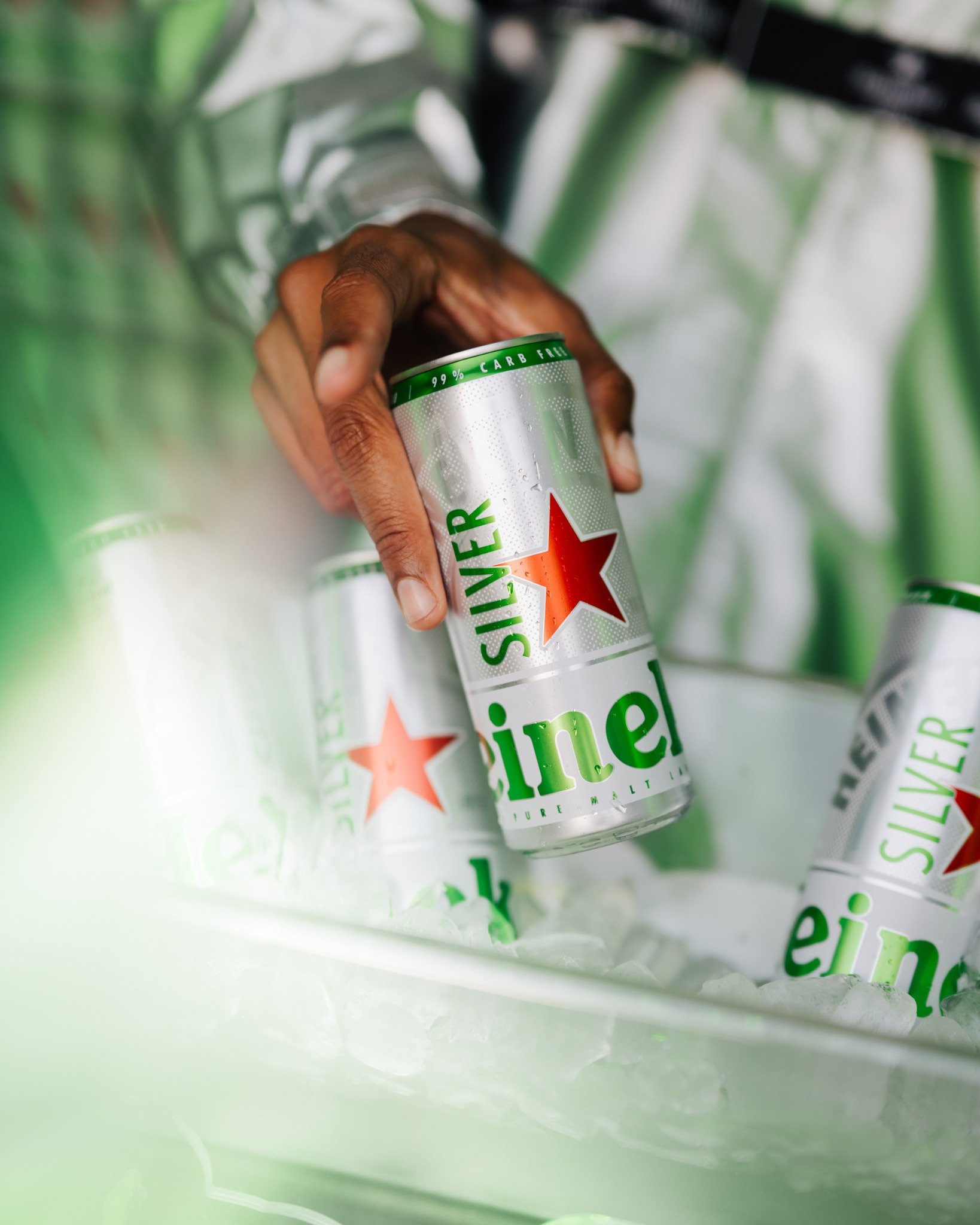 Nothing complements a day of polo quite like an ice cold Heineken.🍻 

Crisp, refreshing, and perfectly suited to a long afternoon at Centennial Park, the beer was flowing and the ambience was unmatched. @heineken