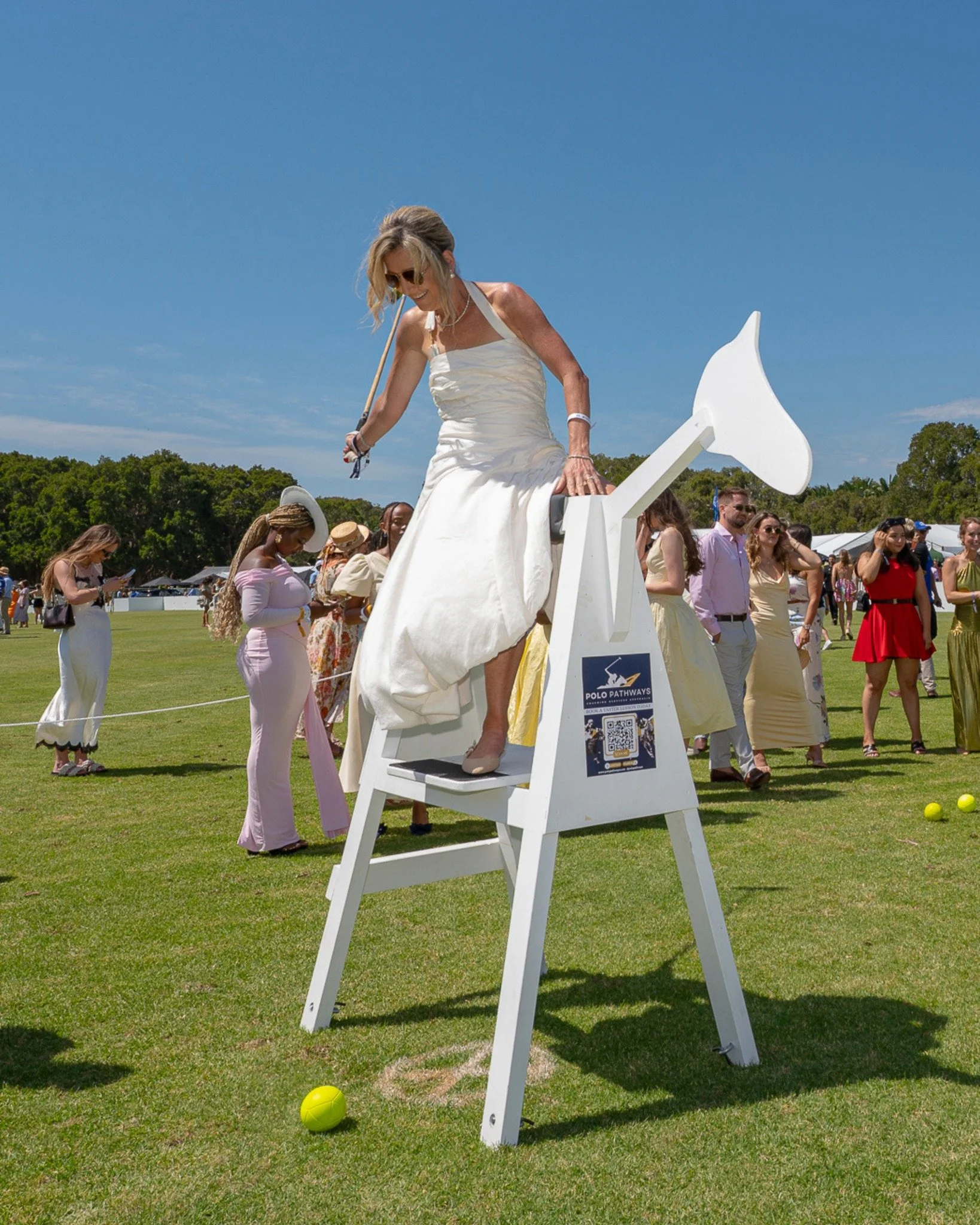 Everyone had a blast getting their own slice of polo at half-time, jumping in to hit a polo ball off a (very convincing) fake horse. 

Safe to say the competitive spirit was alive and well! 🏇

Cheers to @@polopathwaysfor organising the half-time act
