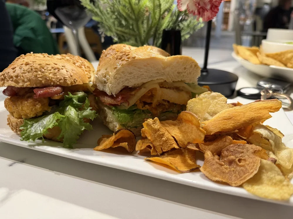 Crispy chicken sandwich.webp