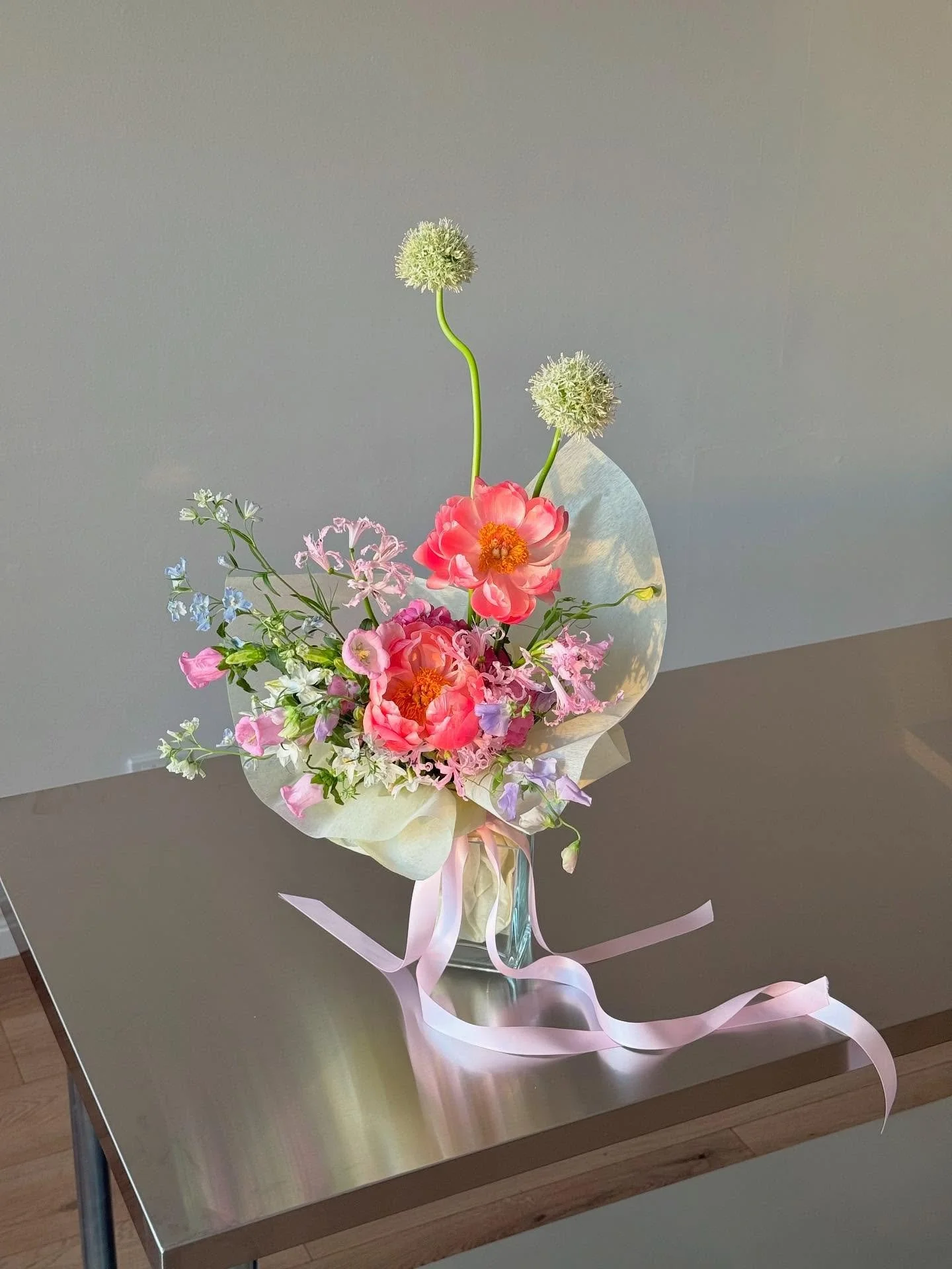 GIVEAWAY 𐙚⋆°.
To celebrate the launch of the website and our Mother’s Day collection tomorrow (yay), we’re giving away two bouquets personally delivered straight to your door hehe 💌 
Follow, tag a loved one in the comments & r