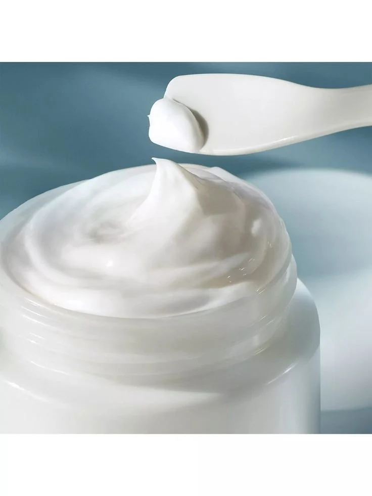 La Mer Moisturising Cream.jpeg