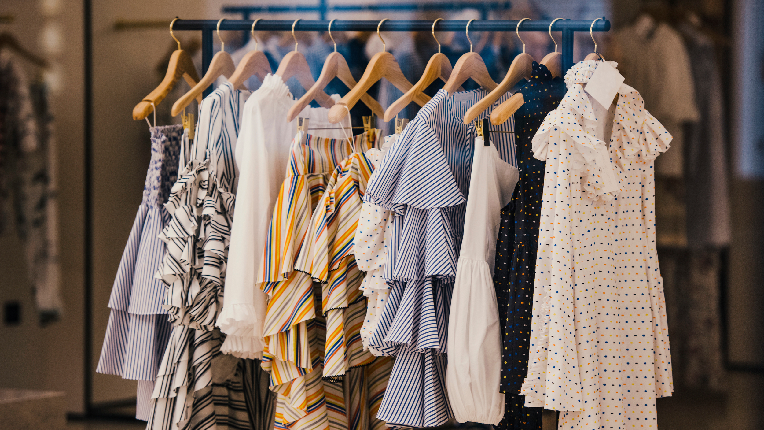 Express individuality through fashion with support and personalized styling advice