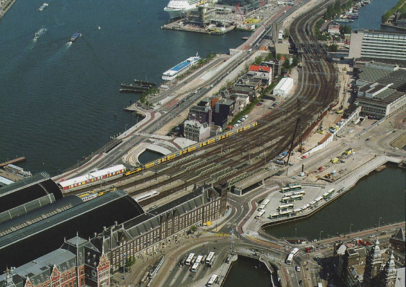 L01kn.jpg