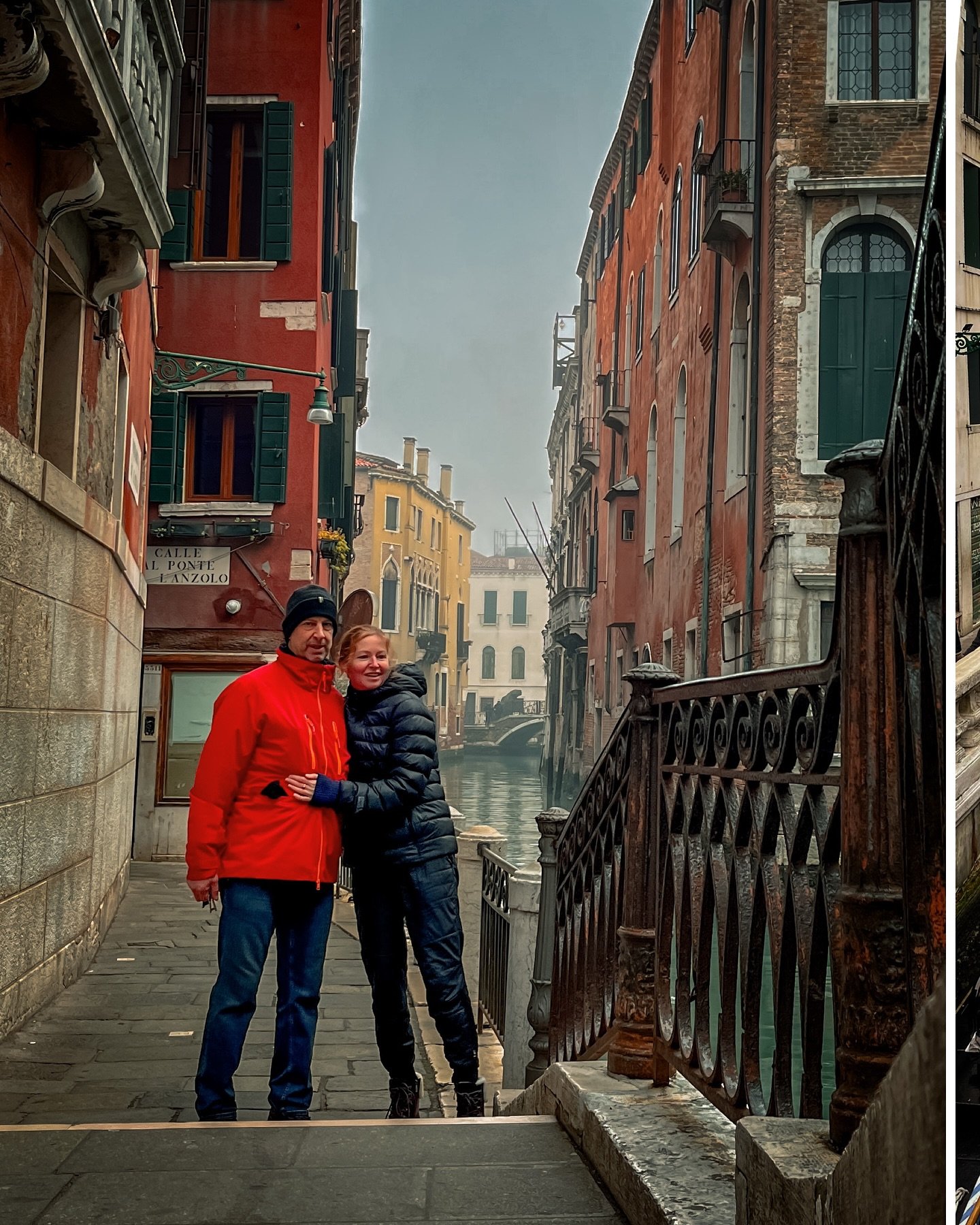 Italy, speed-run edition.

We started in Venice.
Beautiful, historic, cinematic&hellip; and absolutely packed.
Romantic in theory. In reality: a moving crowd with gondolas.
&euro;190 for a ride and it&rsquo;s yours 🤪
(What&rsquo;s funny is that late