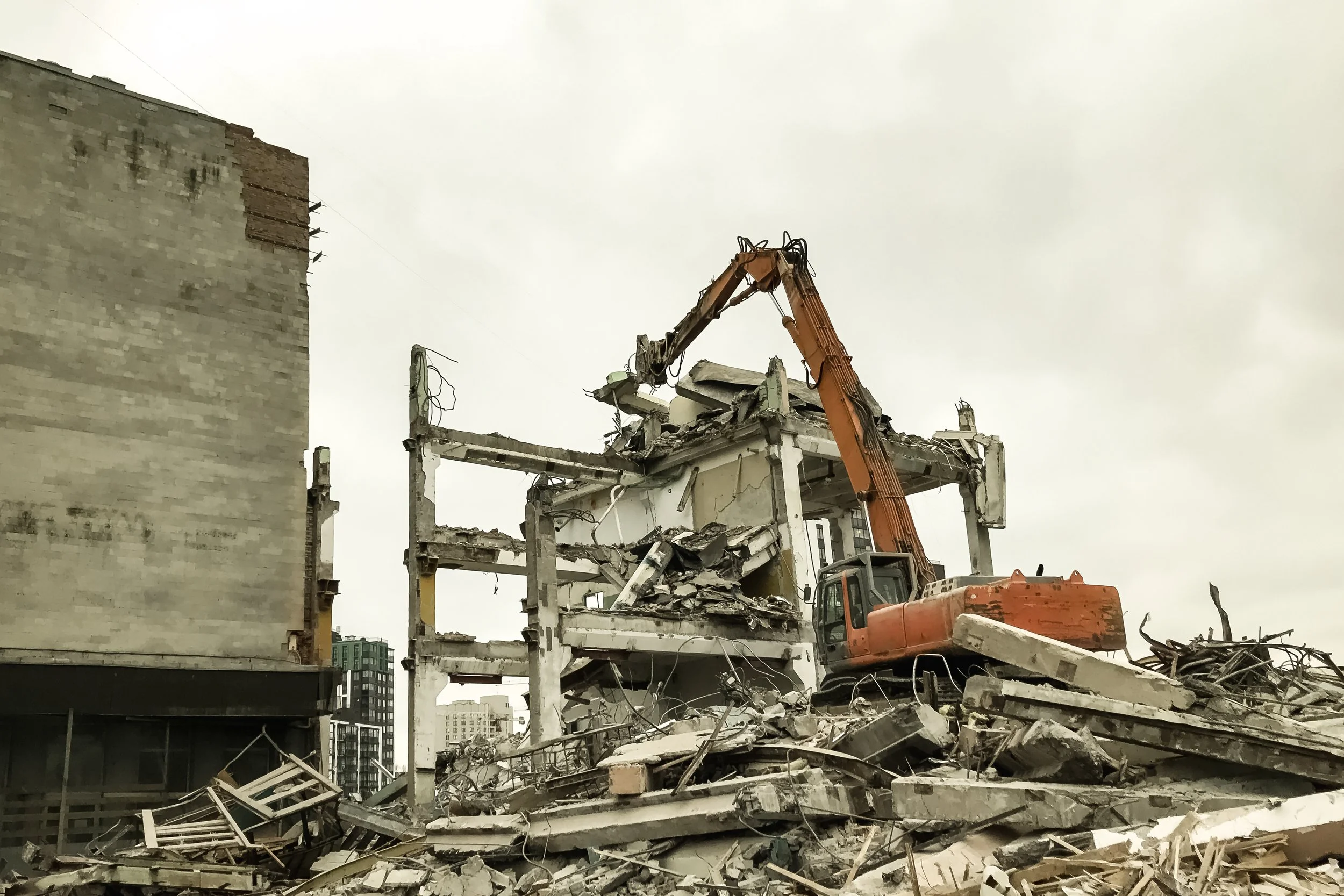 Demolition in the UK: Shaping Cities Safely and Sustainably