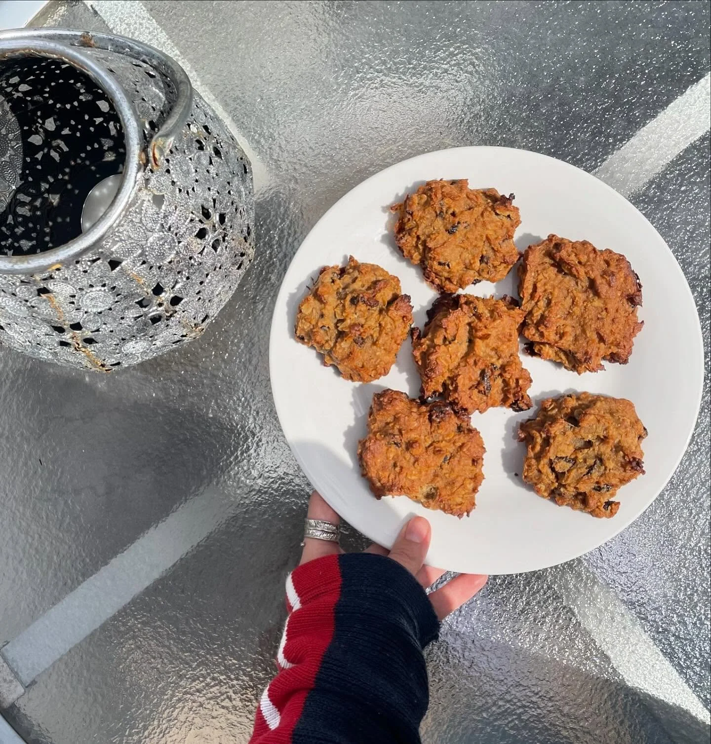 Peanut Butter &amp; Banana Cookies🍪

{gluten-free &amp; a healthy sweet treat}

Now if anyone knows me, they know I have a sweet tooth. Always have and always will. So I love to experiment with creating some healthier versions of treats that I love.