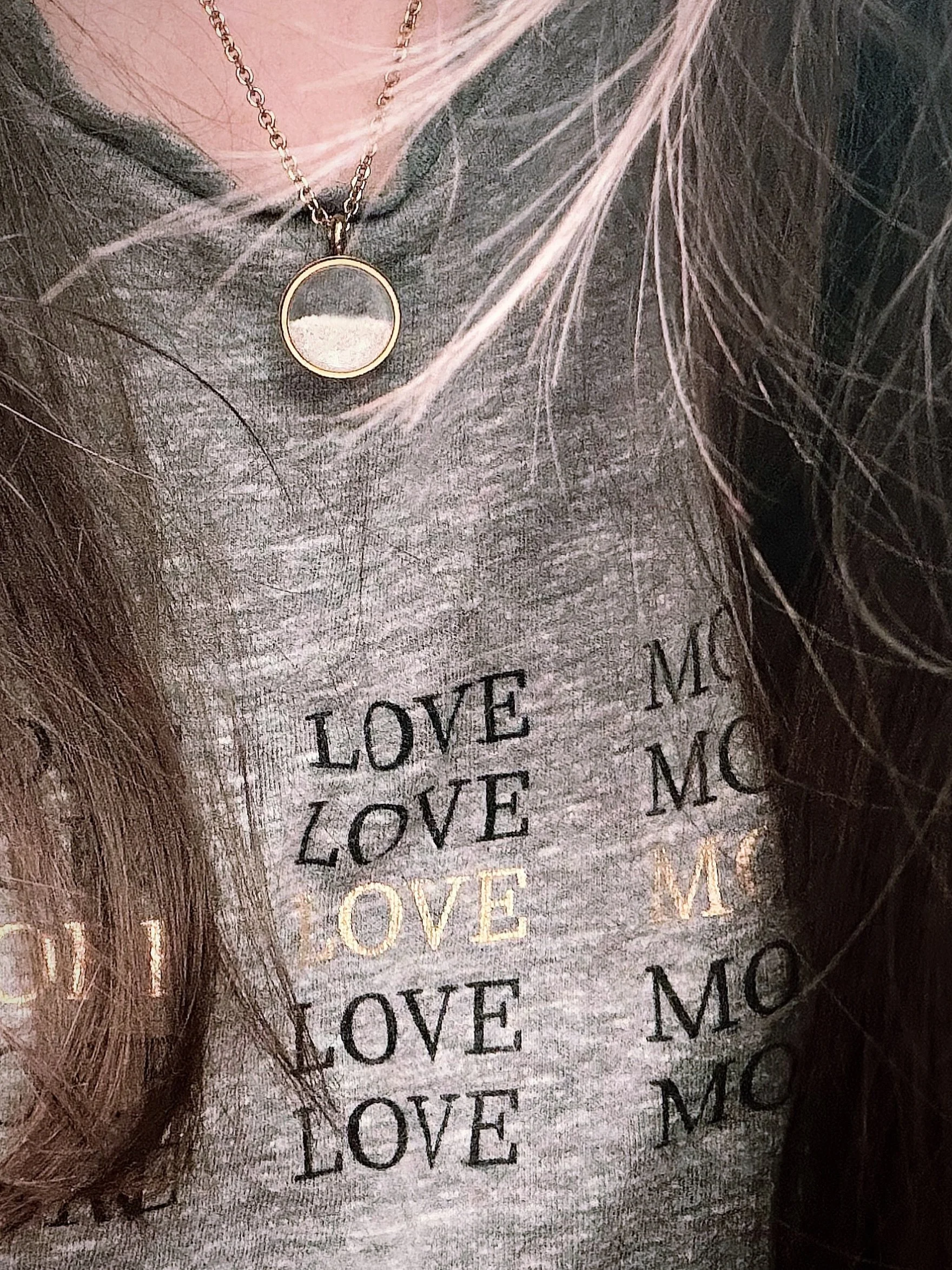 Sometimes you just need a little reminder. 🤍

A reminder that love doesn&rsquo;t disappear. That the people we miss most are still with us&mdash;just in a different way now. In the memories that make us smile, the little signs that catch us by surpr