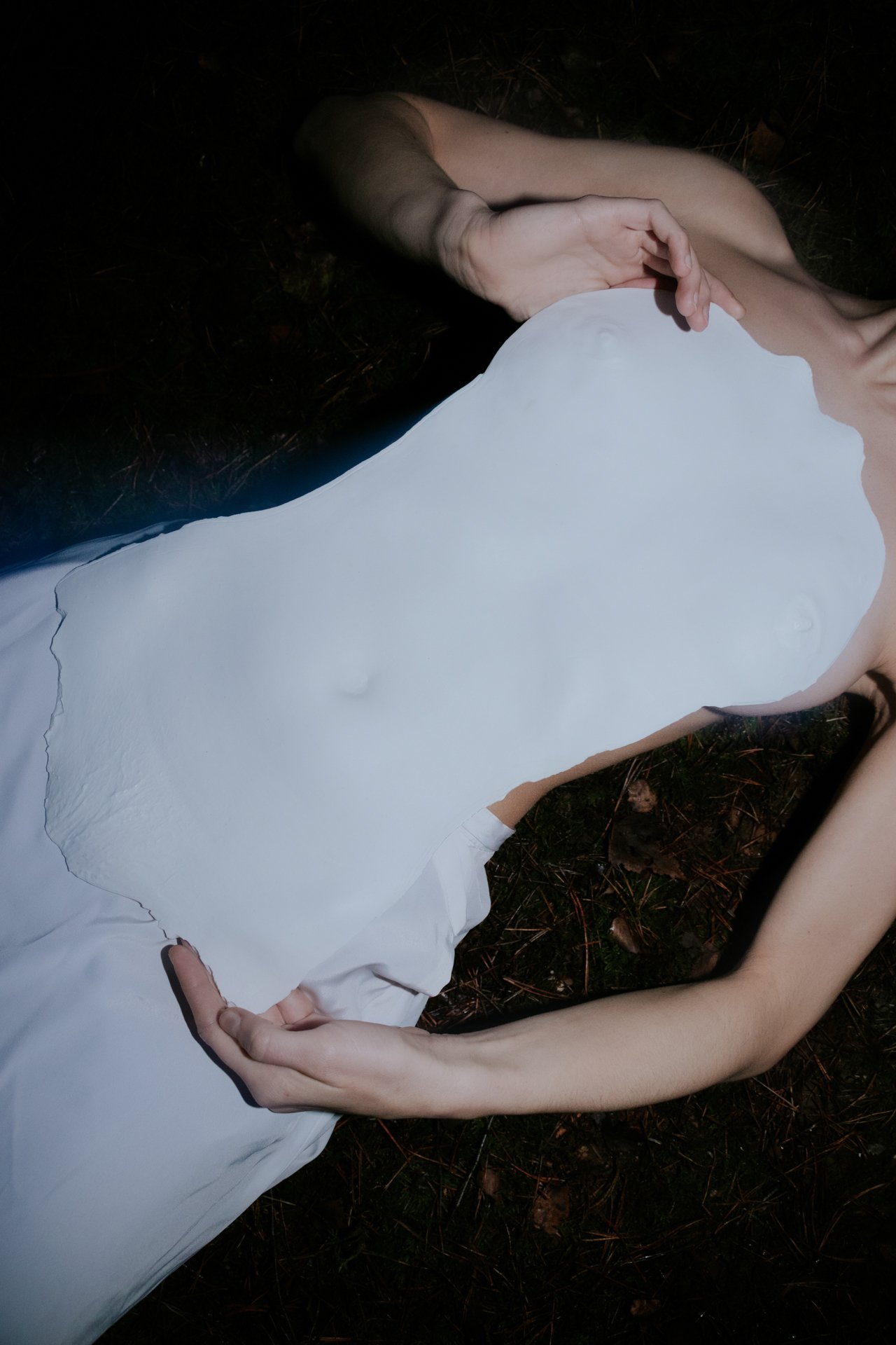 © Senne Praczyk Porcelain Dialogue 01.jpg