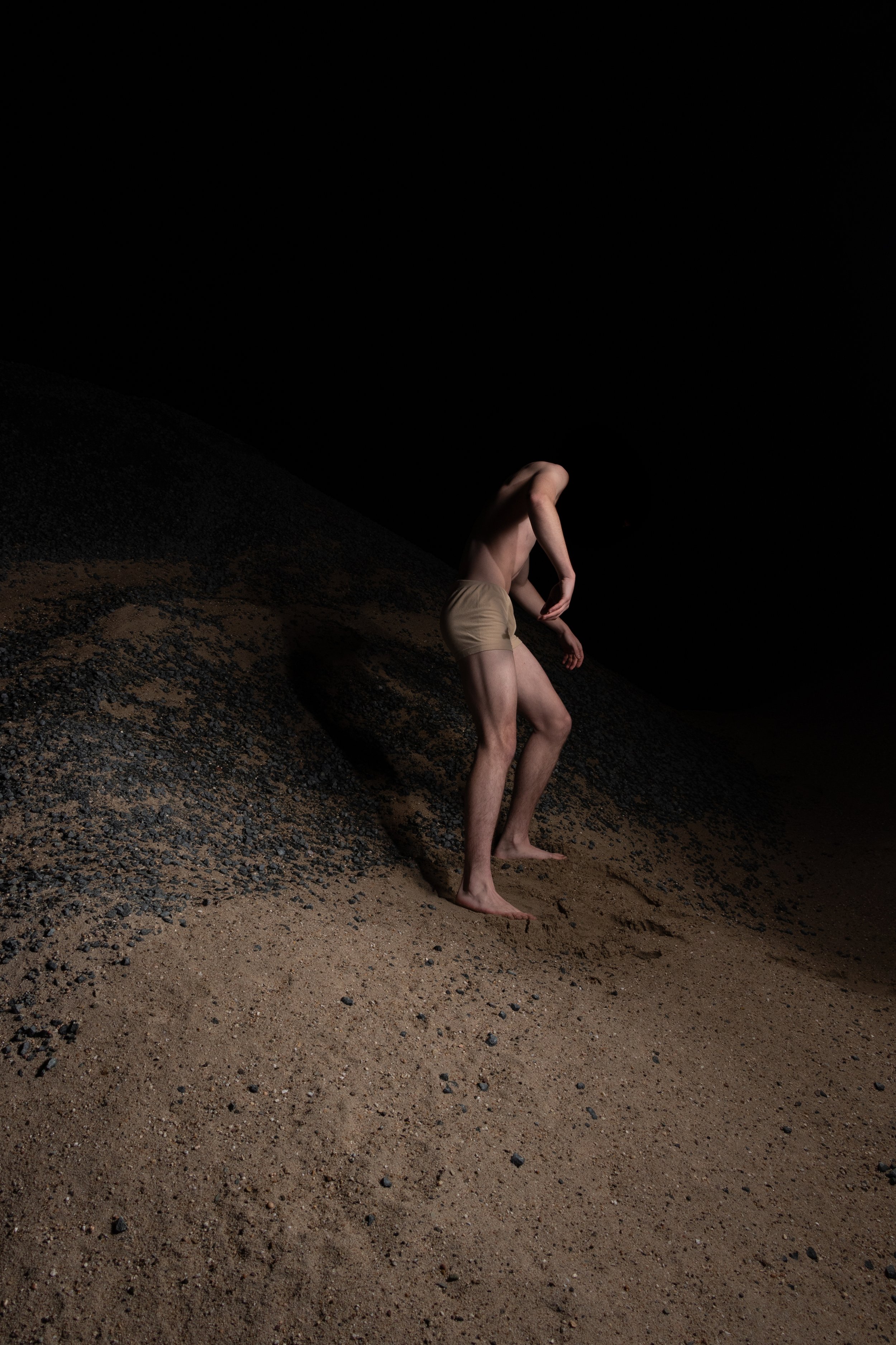 LIMINAL - Senne Praczyk 2023 09.jpeg