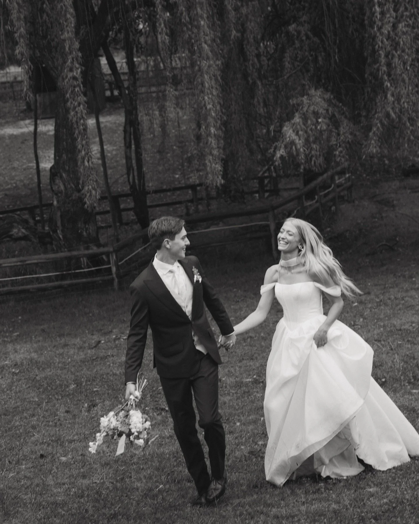 Amy &amp; Joel 🕊️

It showered with rain the entire day, but the feel definitely wasn&rsquo;t gloomy. These two brought their own sunshine and God&rsquo;s joy shone through ✨