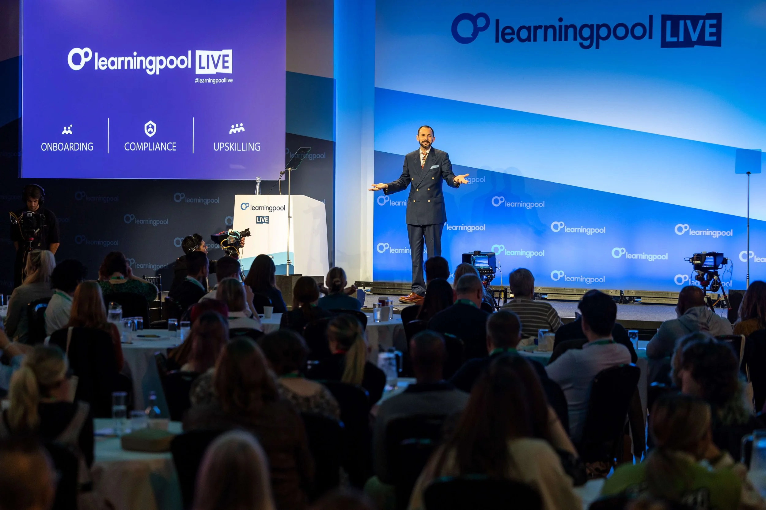 Jez Rose | Top Keynote Speaker on Resilience & Authenticity — That Jez Rose