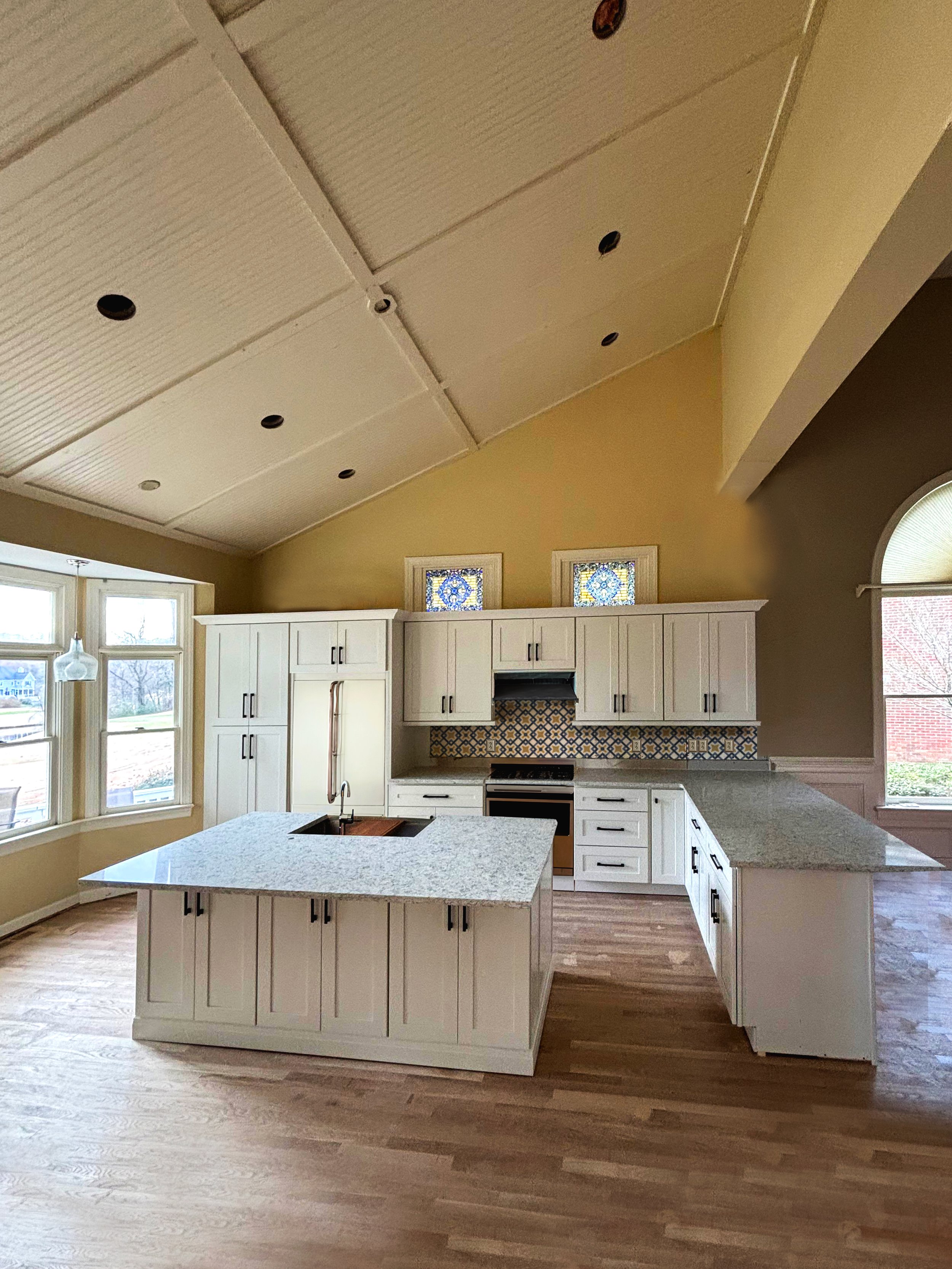 Kitchen 1.jpg