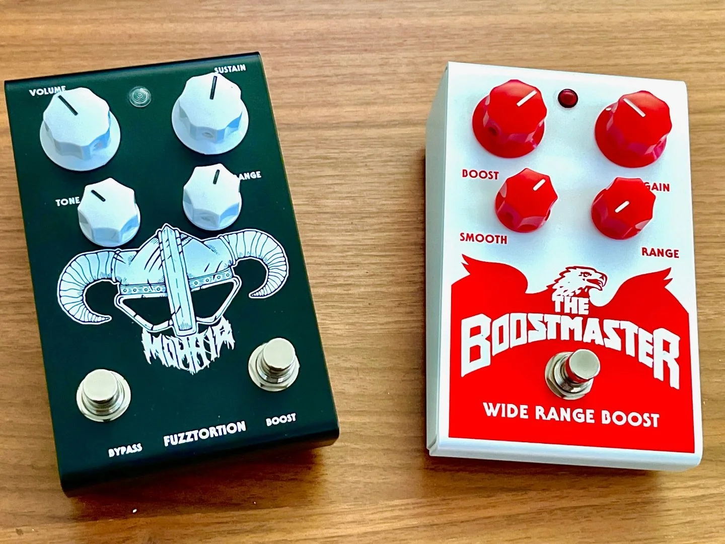 We take pride in our pedals 🧙🏻🔮🧙🏻&zwj;♀️

#boost #pedal #guitarpedal #fyp #giveaway #smallbusiness #washougal #washington #spellcasterfx #gear