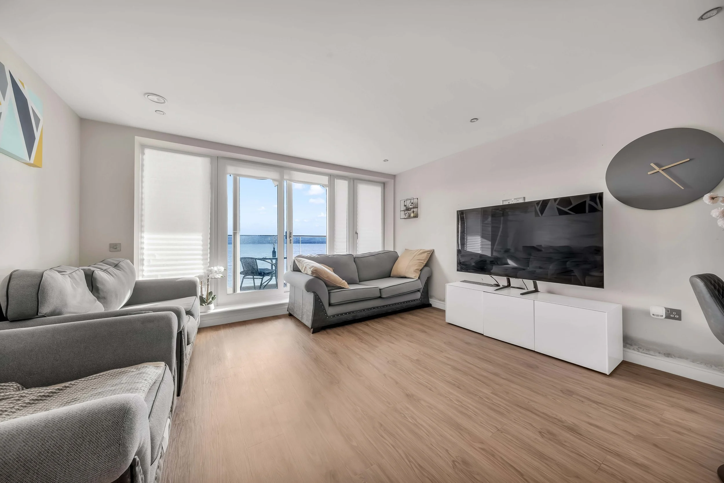 342 RIVERSIDE (24).jpg