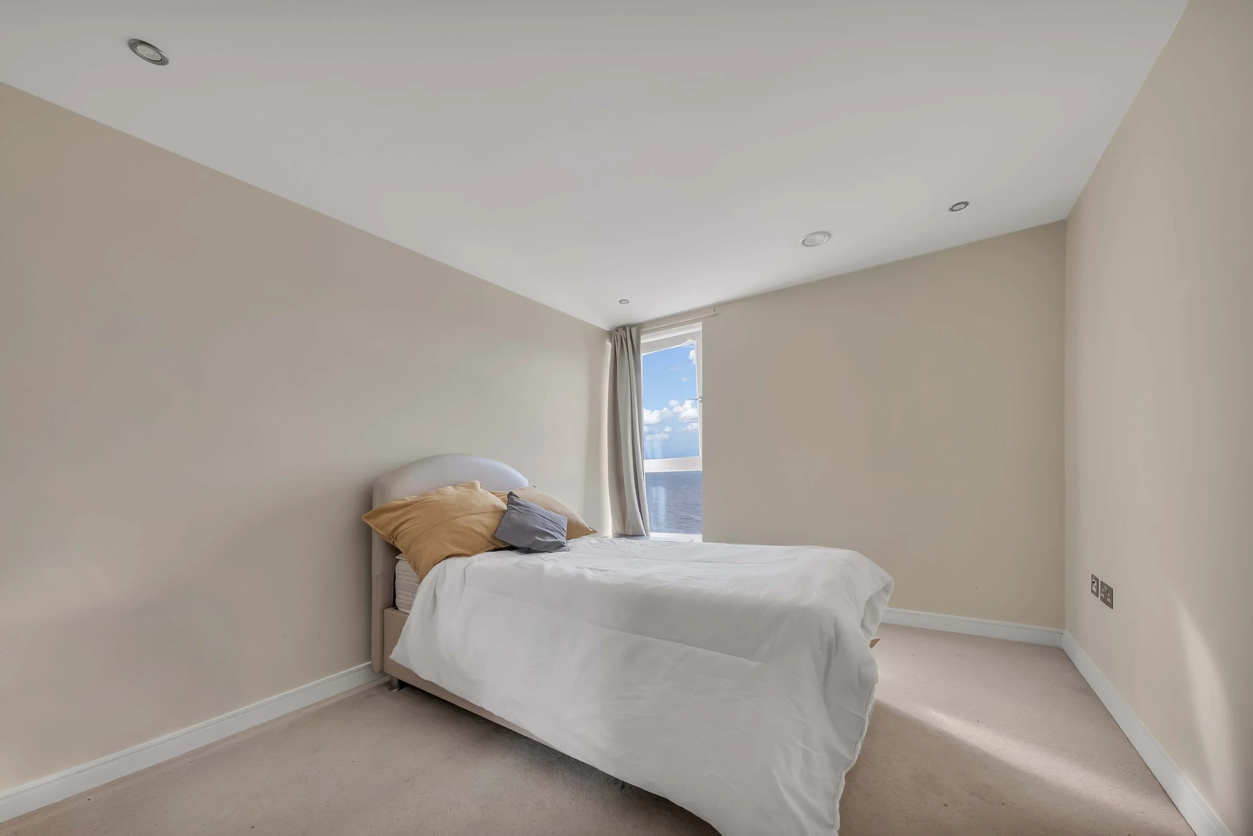 342 RIVERSIDE (35).jpg