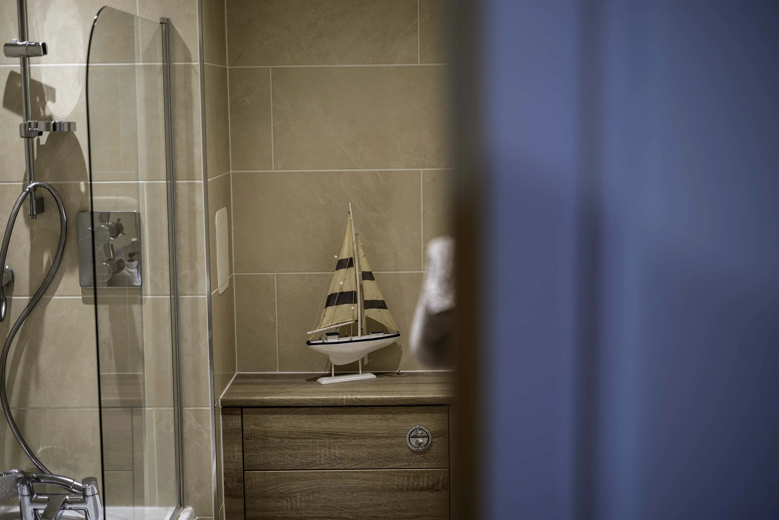 342 RIVERSIDE (39).jpg