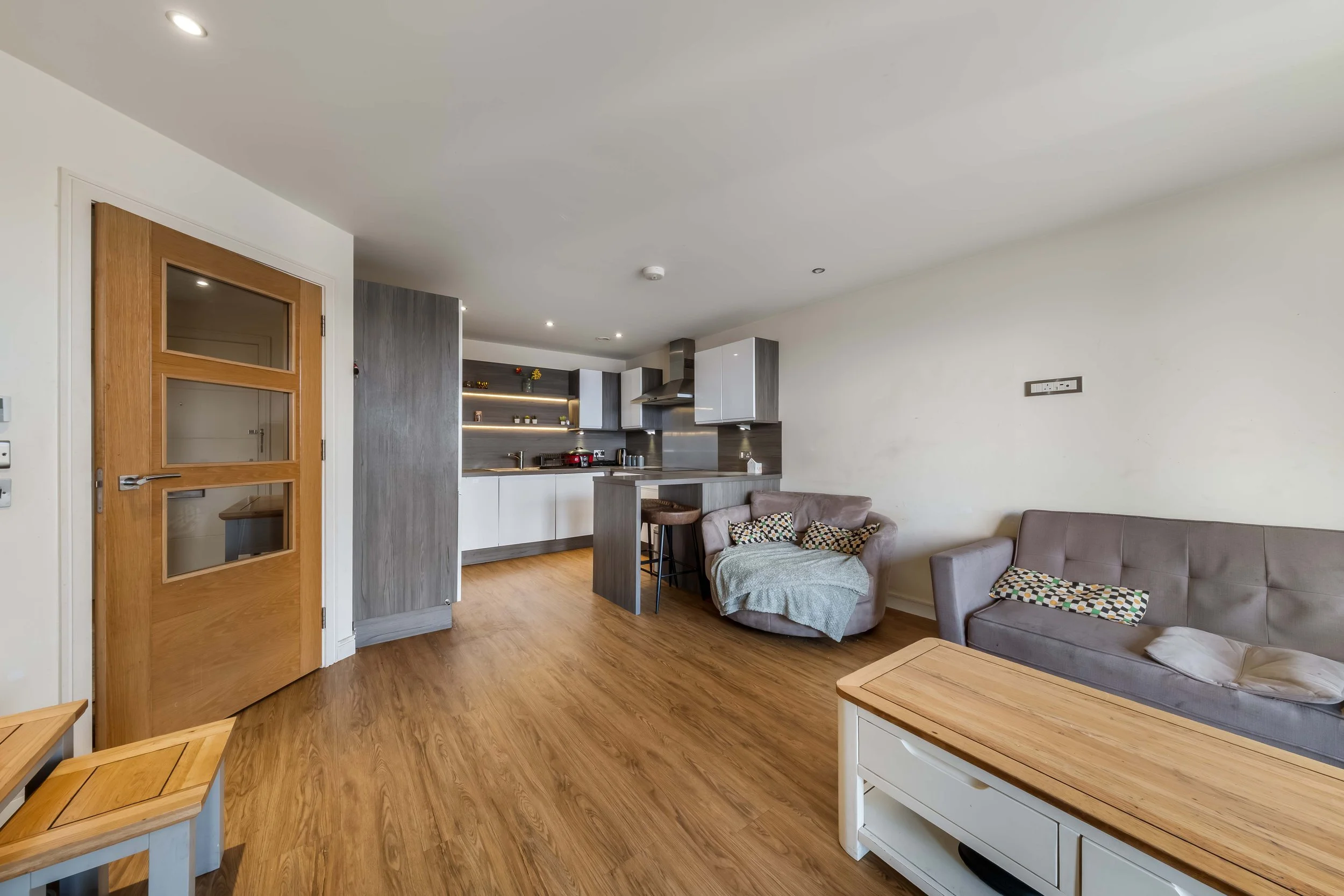 366 RIVERSIDE (45).jpg