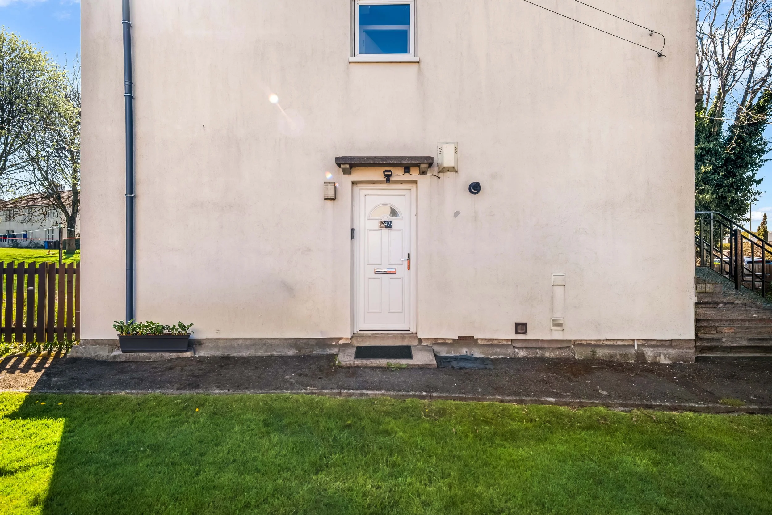 247 strathmore (14).jpg