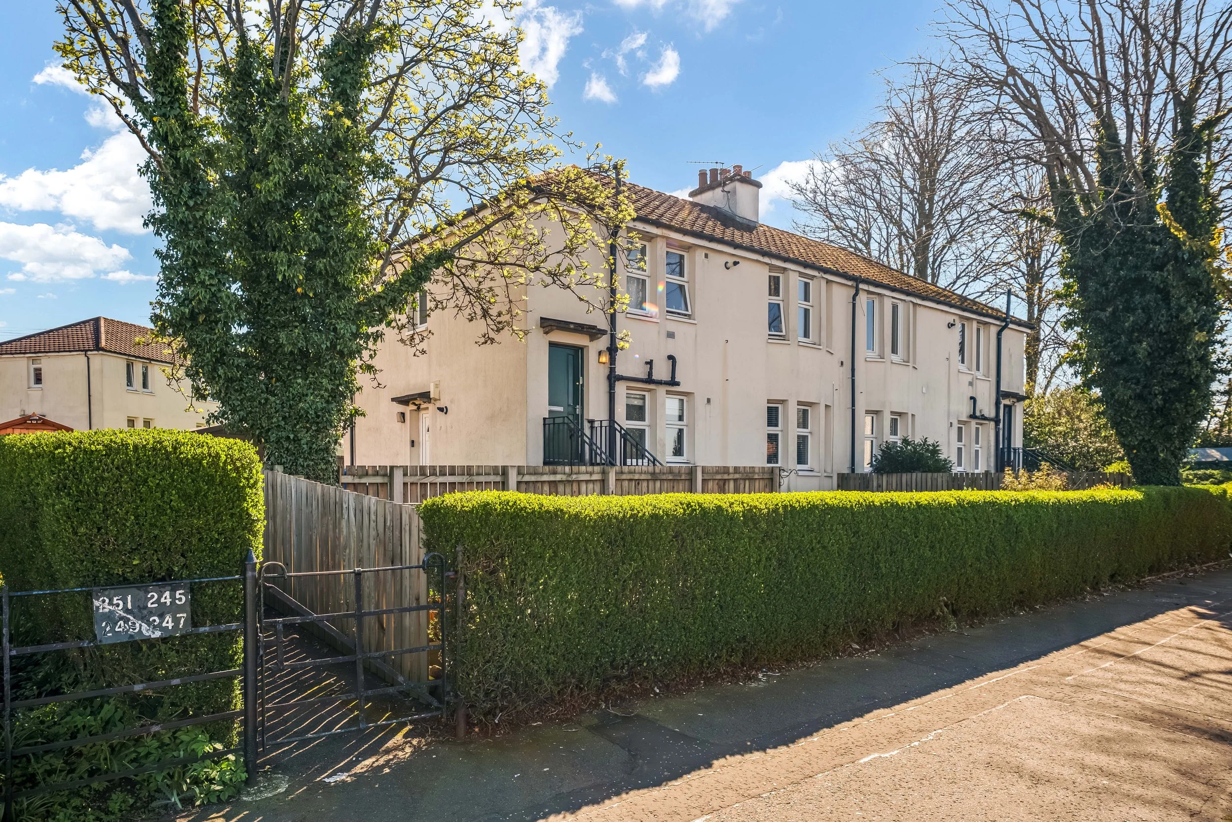 247 strathmore (20).jpg